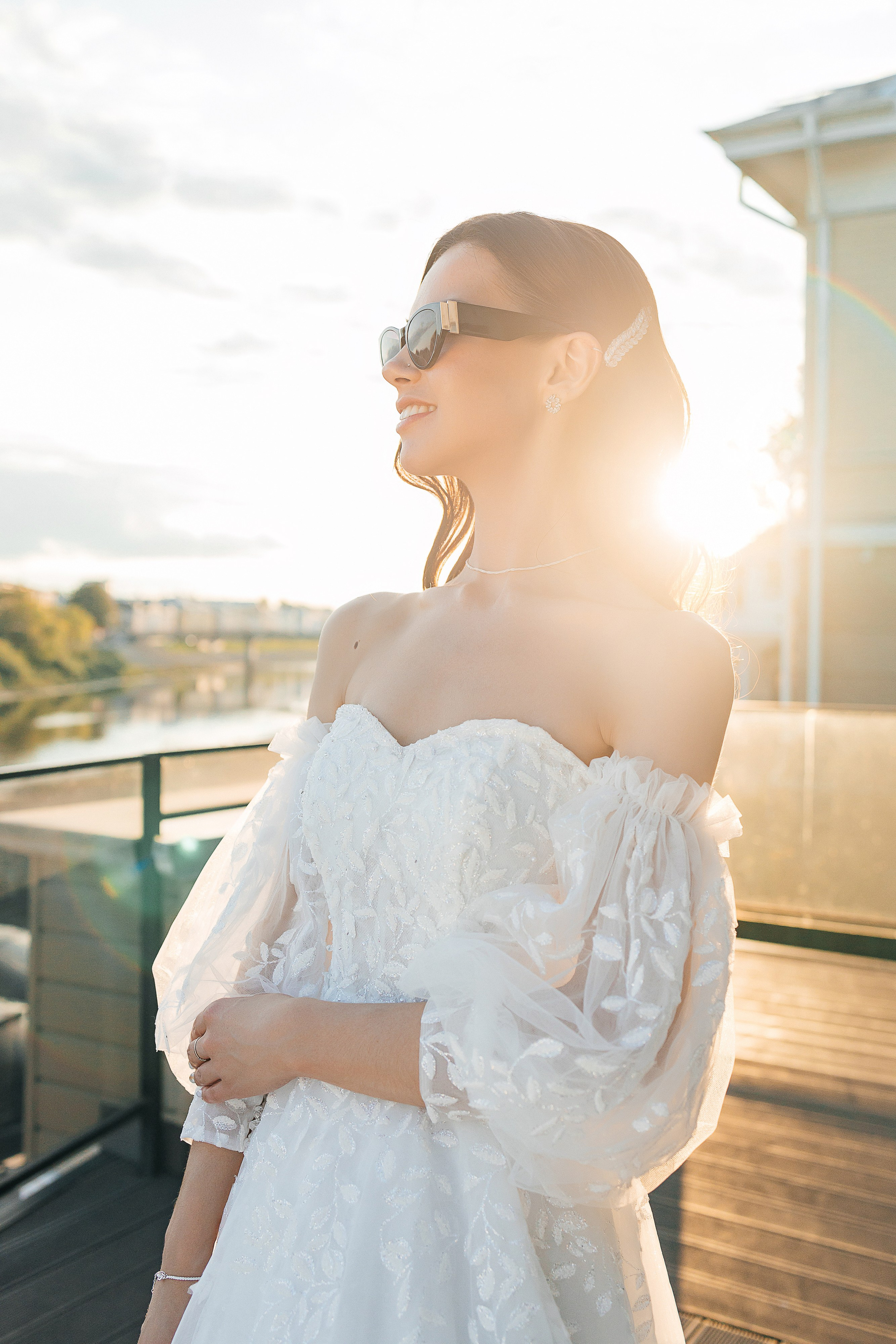 Волшебное утро невесты в номере отеля. Олег Сверчков | Свадебный фотограф Вологда