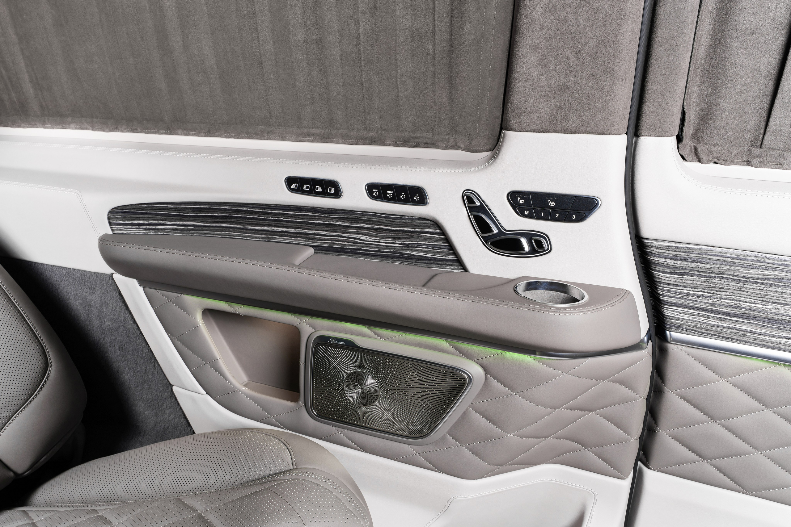 MB V-class. Фотограф Светлана Усова