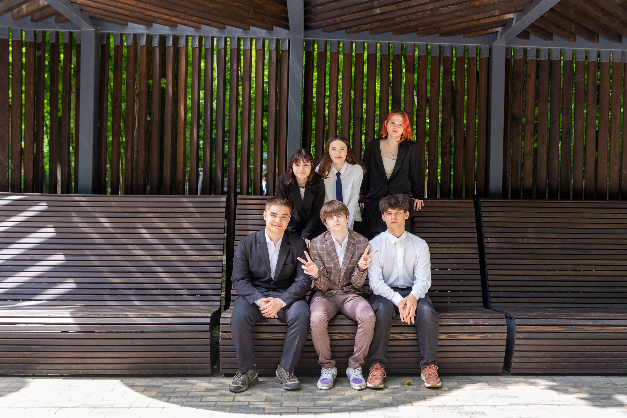 Фотосъемка 9 класс. Свадебный фотограф Марина Суворова и видеооператор Олег Петров