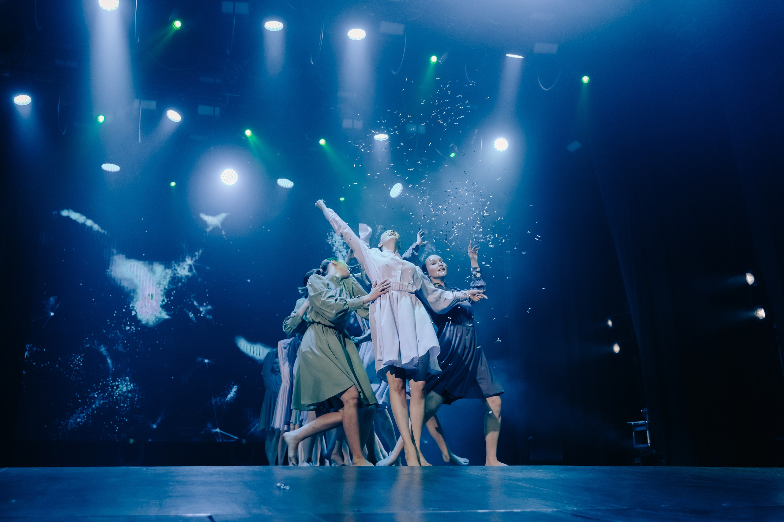 Спектакль «Песнь сирен». Главная