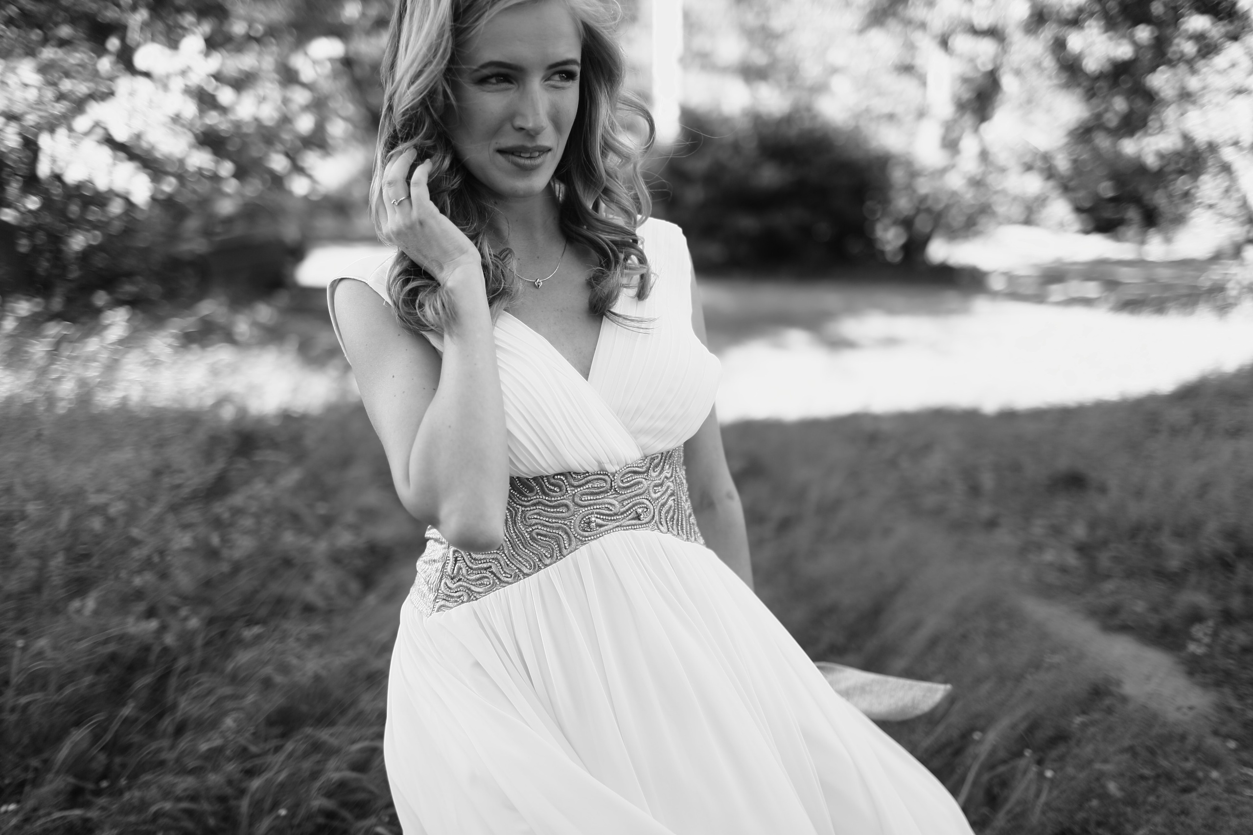 Свадебная фотосессия в парке. Свадебный и репортажный фотограф в Ярославле и Санкт-Петербурге Роман Микрюков