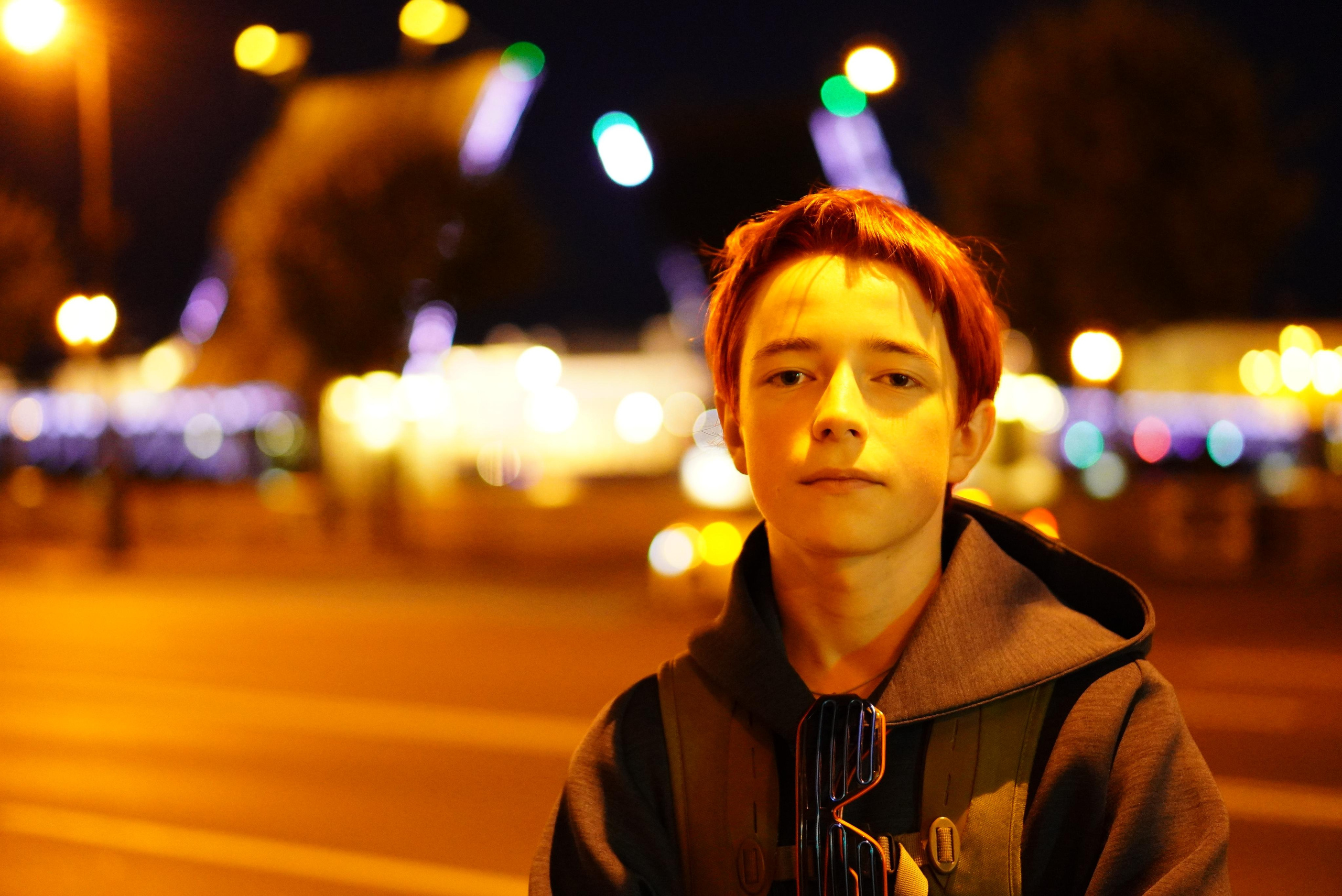 Spb Night. ФОТОГРАФ РАДОСТИ Фотосессия в студии СПб. Портретный фотограф — Юрий Торлопов