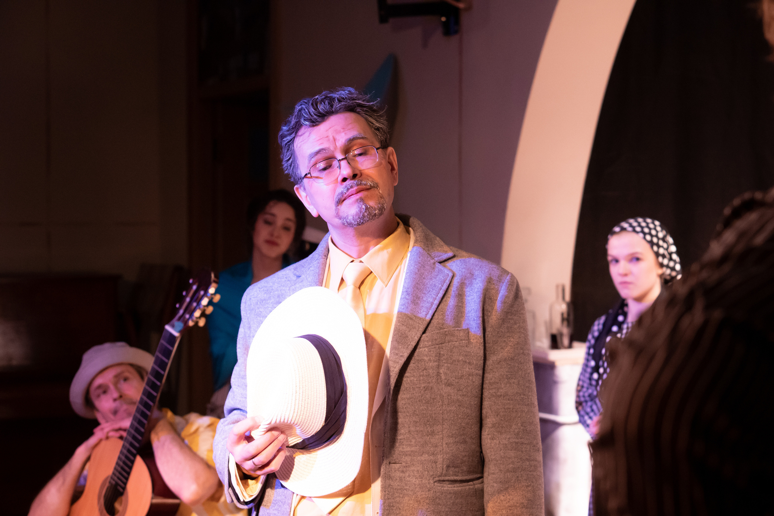 Спектакль «Сцены из жизни» А. П. Чехов. Backstage. ФОТОГРАФ РАДОСТИ Фотосессия в студии СПб. Портретный фотограф — Юрий Торлопов