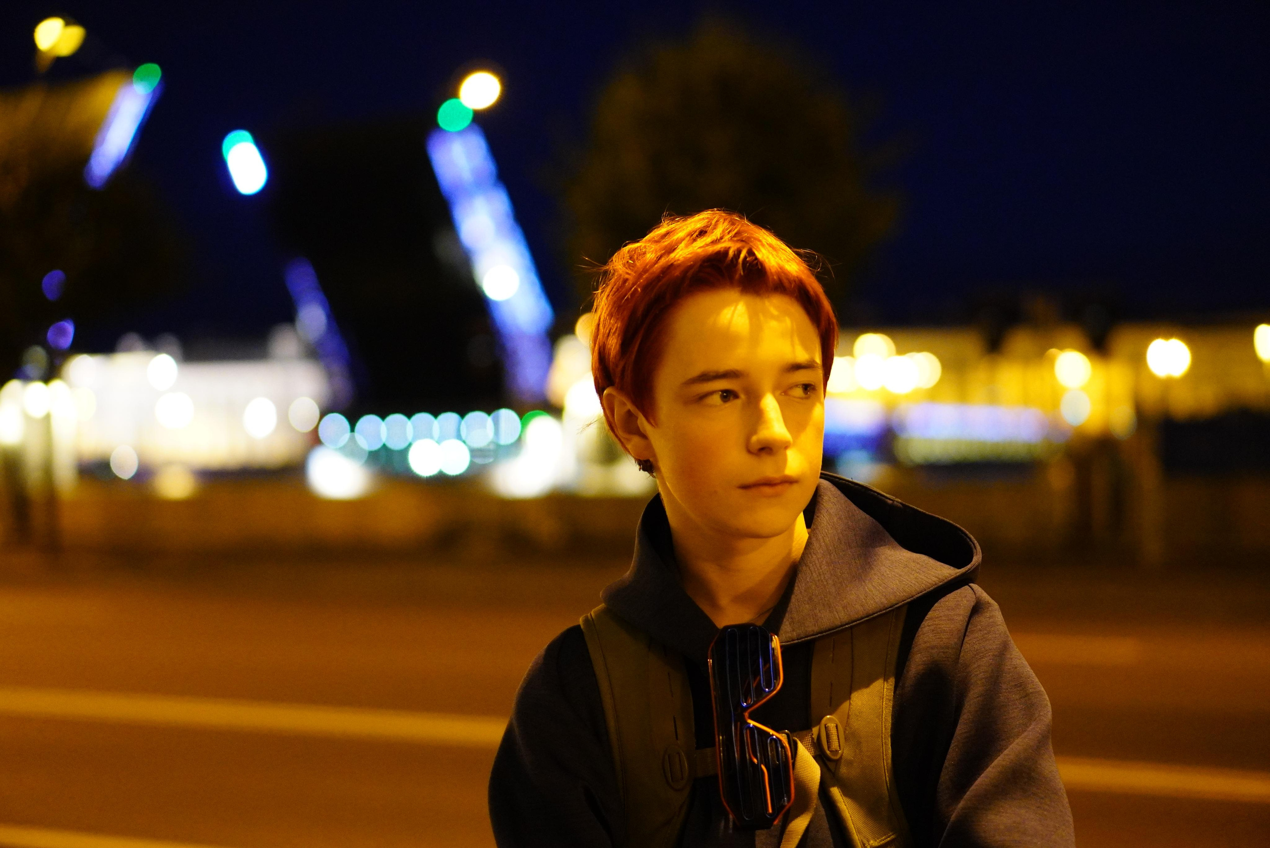 Spb Night. ФОТОГРАФ РАДОСТИ Фотосессия в студии СПб. Портретный фотограф — Юрий Торлопов