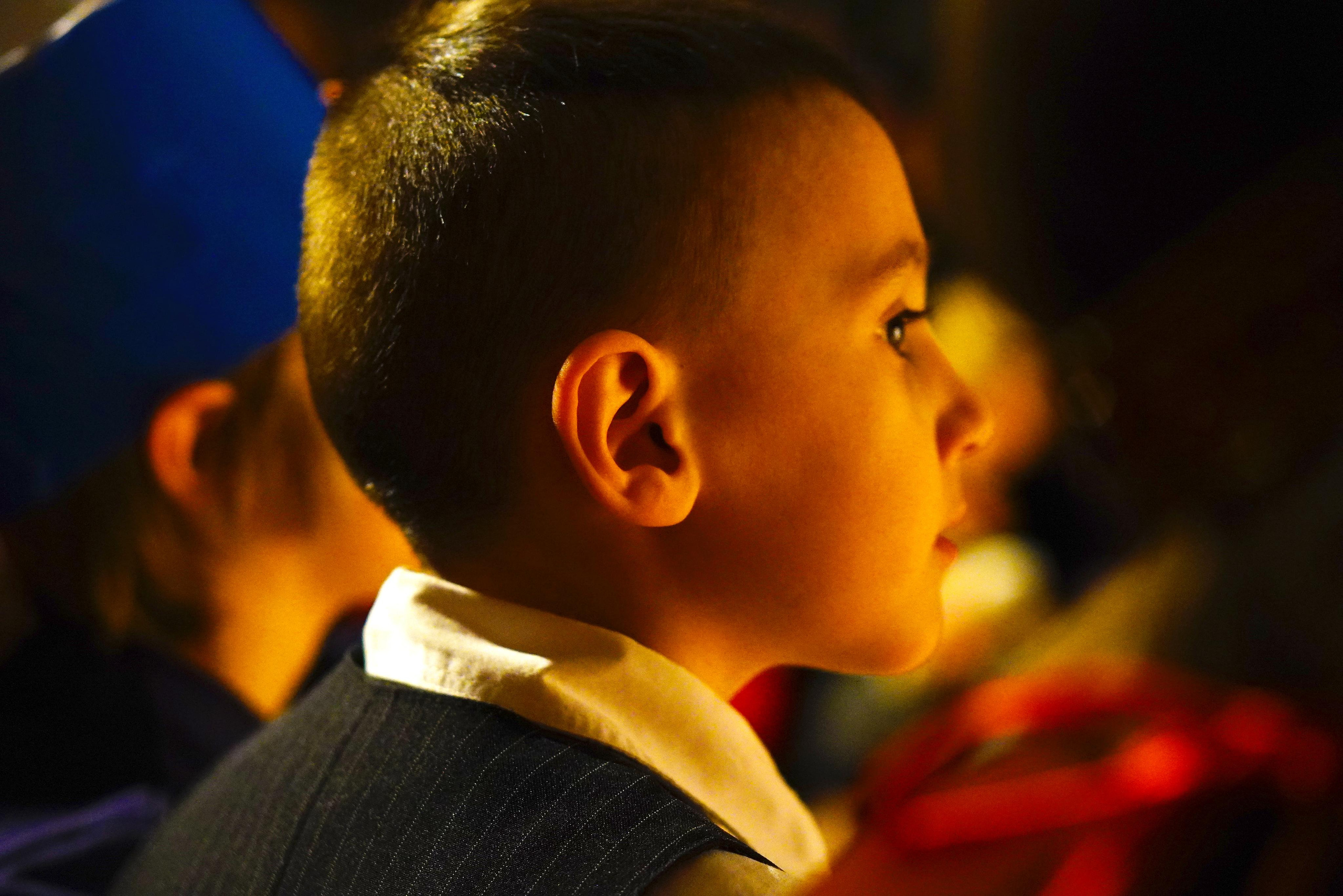 ГОЛУБОЙ ПОЕЗД. Детский Рожественский спектакль. Backstage. ФОТОГРАФ РАДОСТИ Фотосессия в студии СПб. Портретный фотограф — Юрий Торлопов