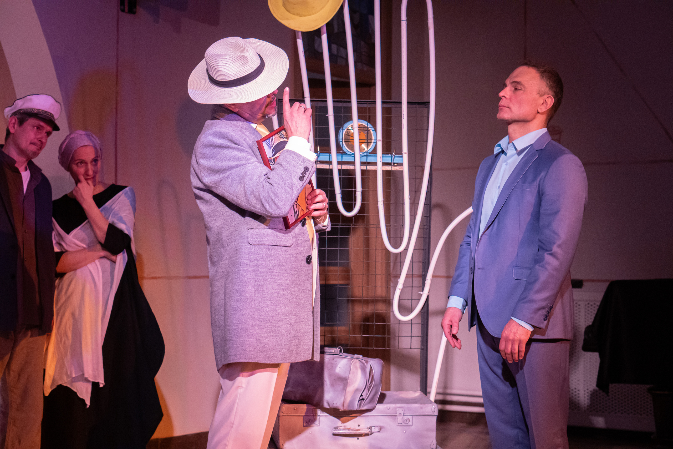 Спектакль «Сцены из жизни» А. П. Чехов. Backstage. ФОТОГРАФ РАДОСТИ Фотосессия в студии СПб. Портретный фотограф — Юрий Торлопов