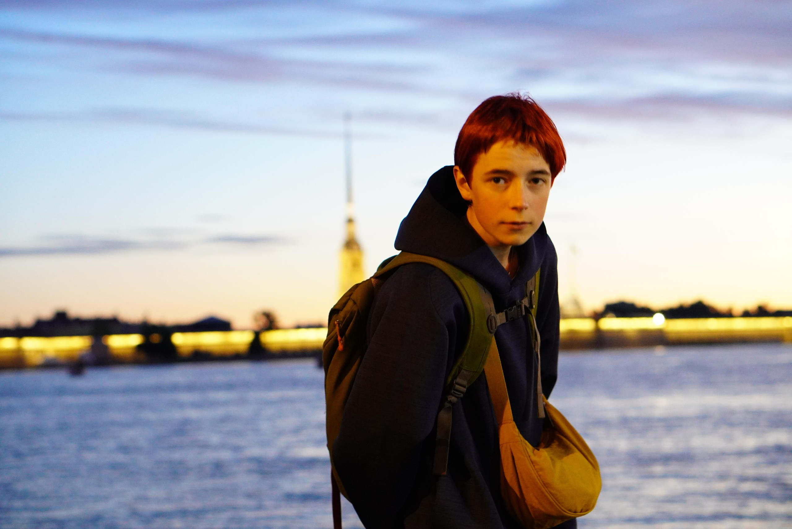 Spb Night. ФОТОГРАФ РАДОСТИ Фотосессия в студии СПб. Портретный фотограф — Юрий Торлопов