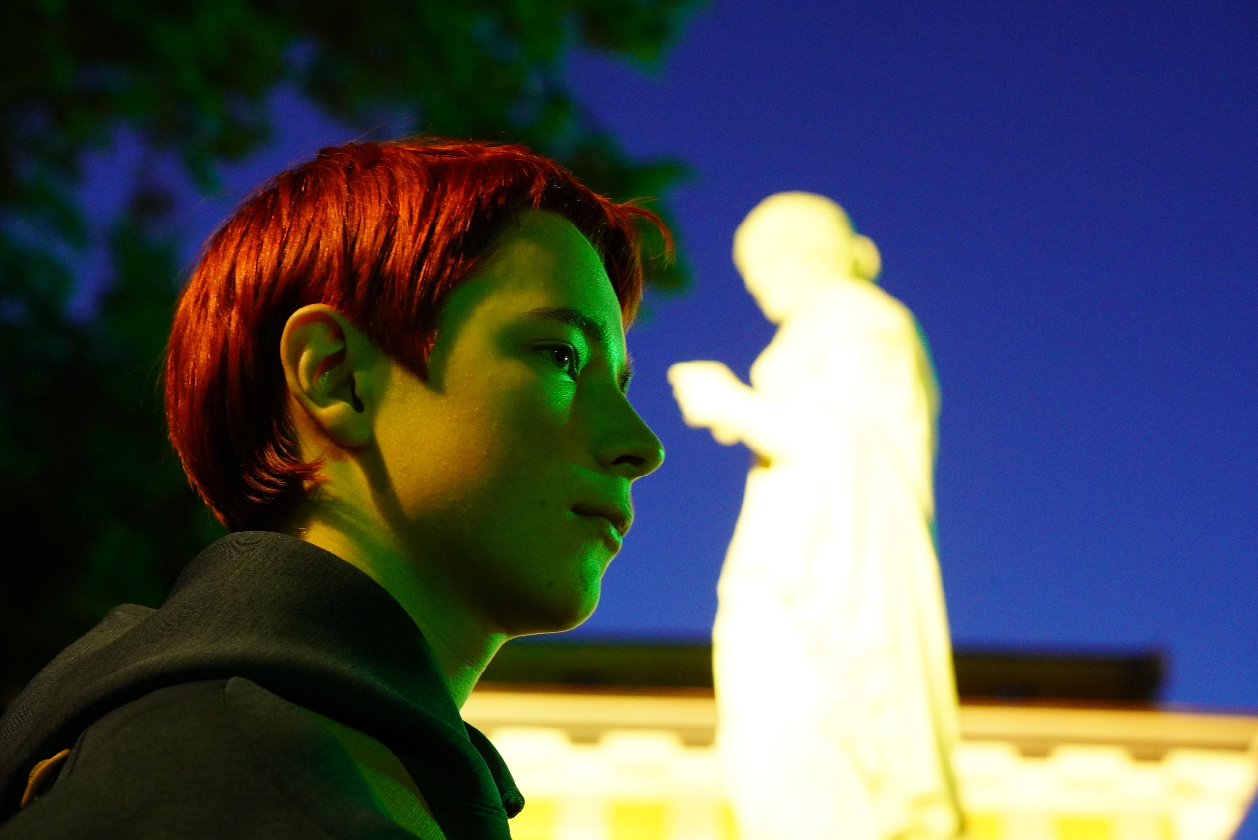 Spb Night. ФОТОГРАФ РАДОСТИ Фотосессия в студии СПб. Портретный фотограф — Юрий Торлопов