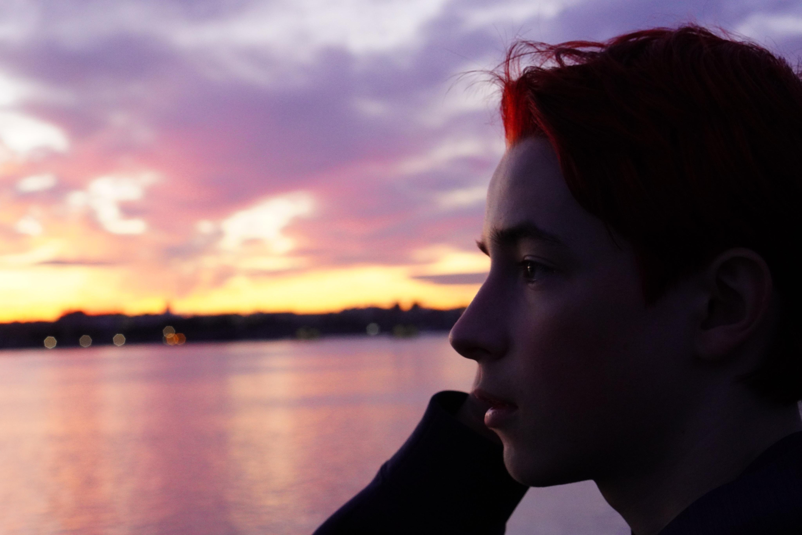 Spb Night. ФОТОГРАФ РАДОСТИ Фотосессия в студии СПб. Портретный фотограф — Юрий Торлопов