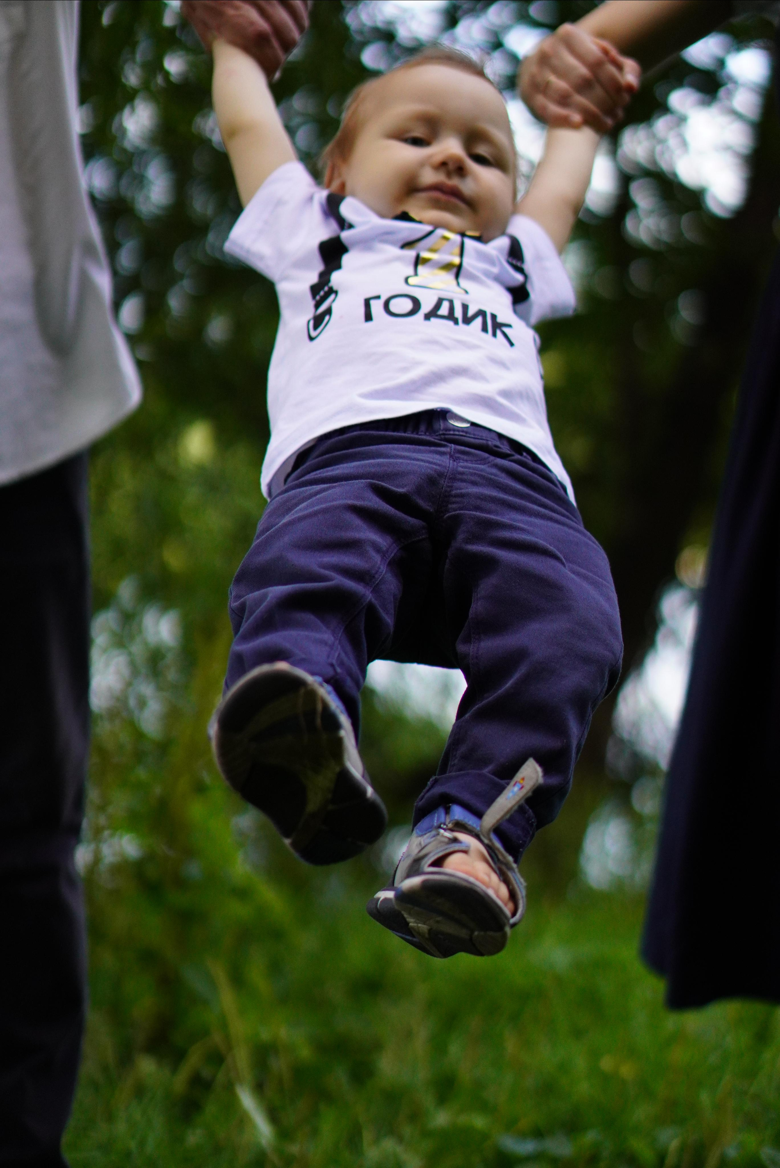 1 годик. ФОТОГРАФ РАДОСТИ Фотосессия в студии СПб. Портретный фотограф — Юрий Торлопов