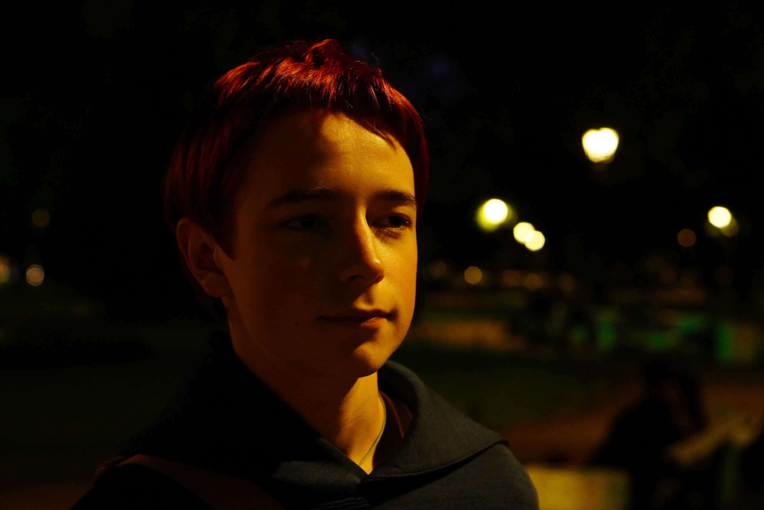 Spb Night. ФОТОГРАФ РАДОСТИ Фотосессия в студии СПб. Портретный фотограф — Юрий Торлопов