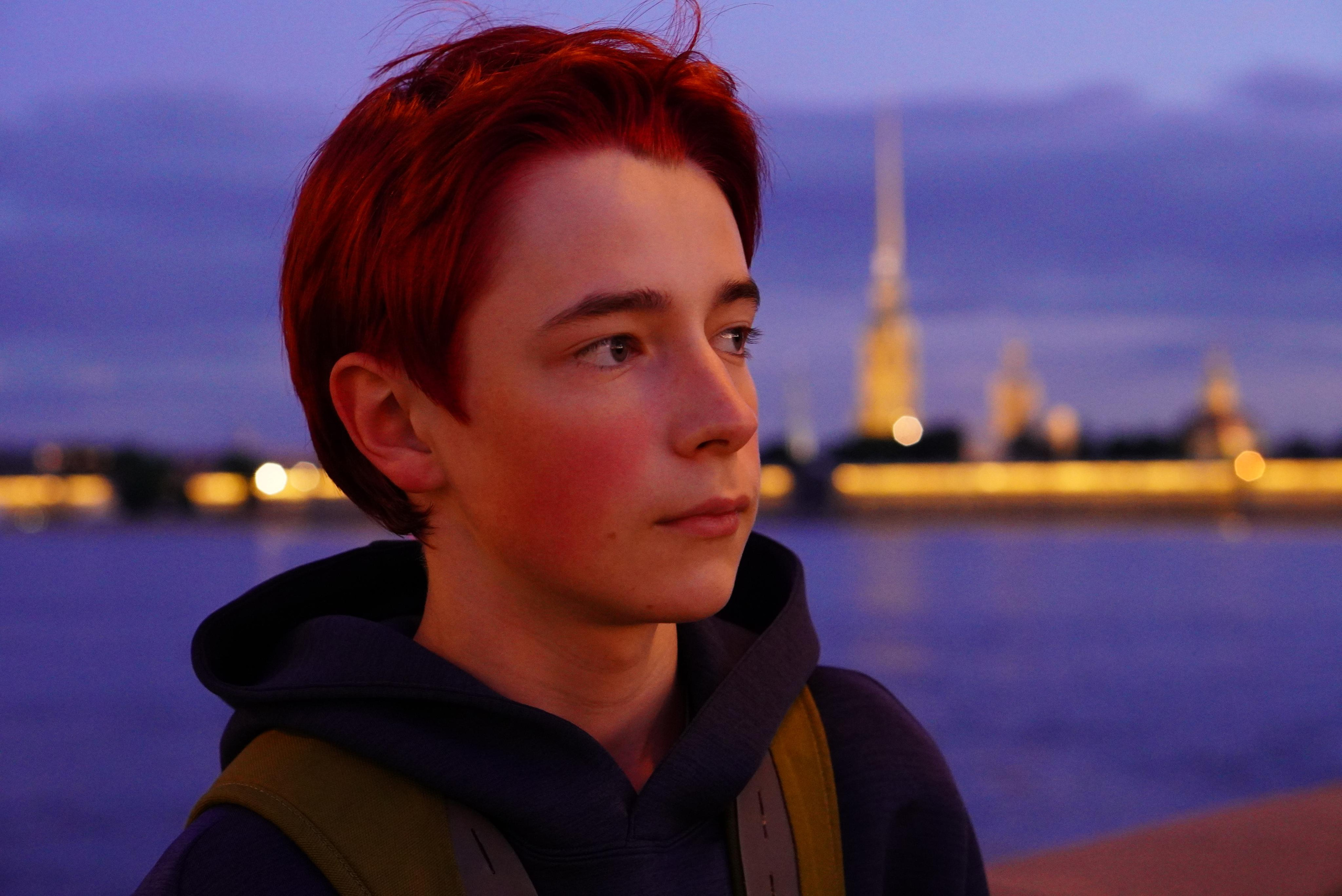 Spb Night. ФОТОГРАФ РАДОСТИ Фотосессия в студии СПб. Портретный фотограф — Юрий Торлопов