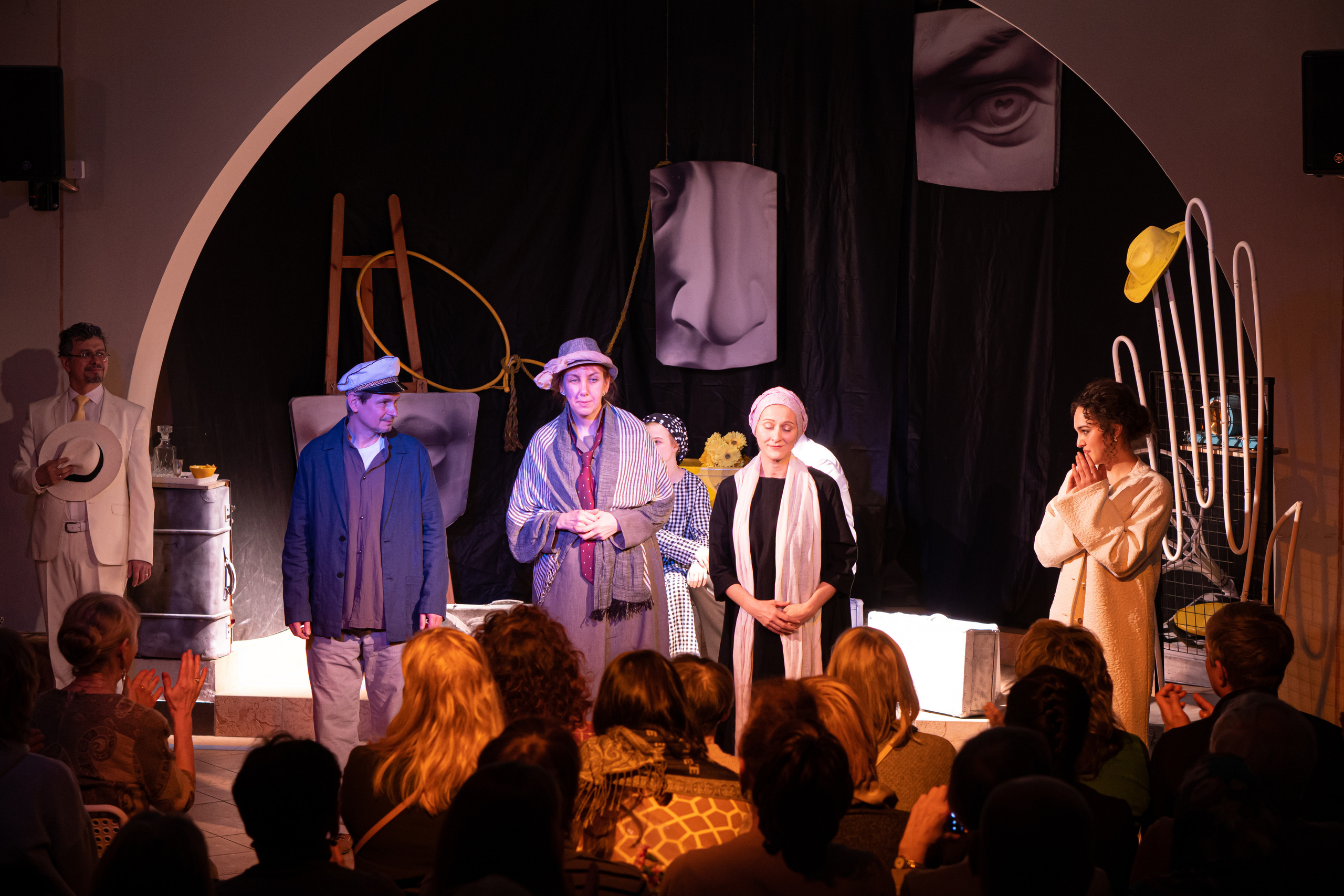 Спектакль «Сцены из жизни» А. П. Чехов. Backstage. ФОТОГРАФ РАДОСТИ Фотосессия в студии СПб. Портретный фотограф — Юрий Торлопов