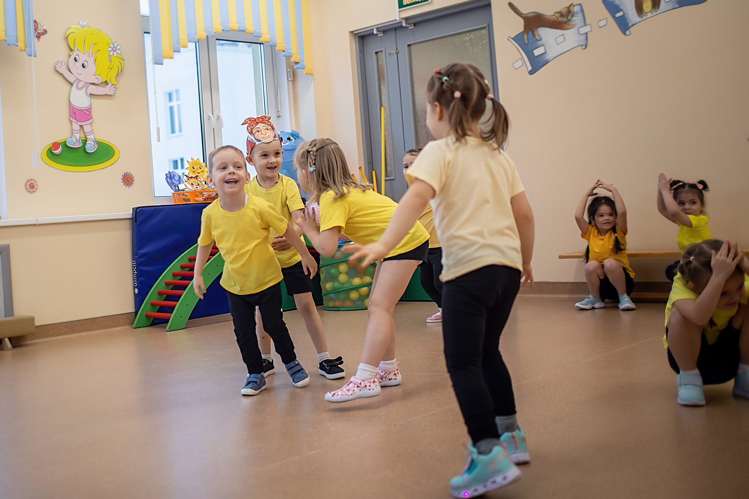 День в саду_Зима_2023 год. Семейный фотограф в Санкт-Петербурге