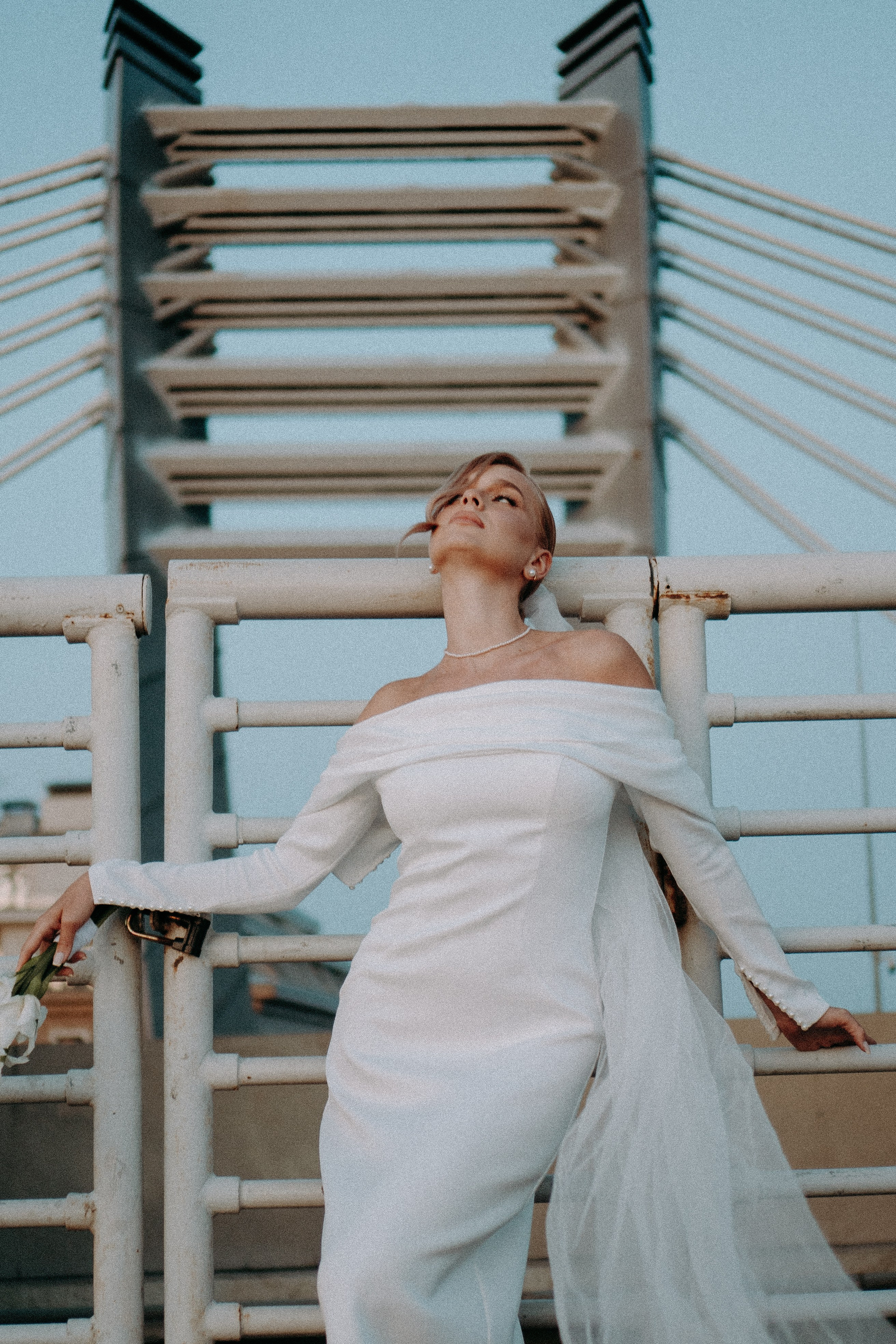 СВАДЕБНАЯ СЬЕМКА ВОЗЛЕ МСОТА БЕТАНКУРА НА КАБРИОЛЕТЕ. Профессиональный фотограф, Санкт-Петербург — Виктория Богомолова