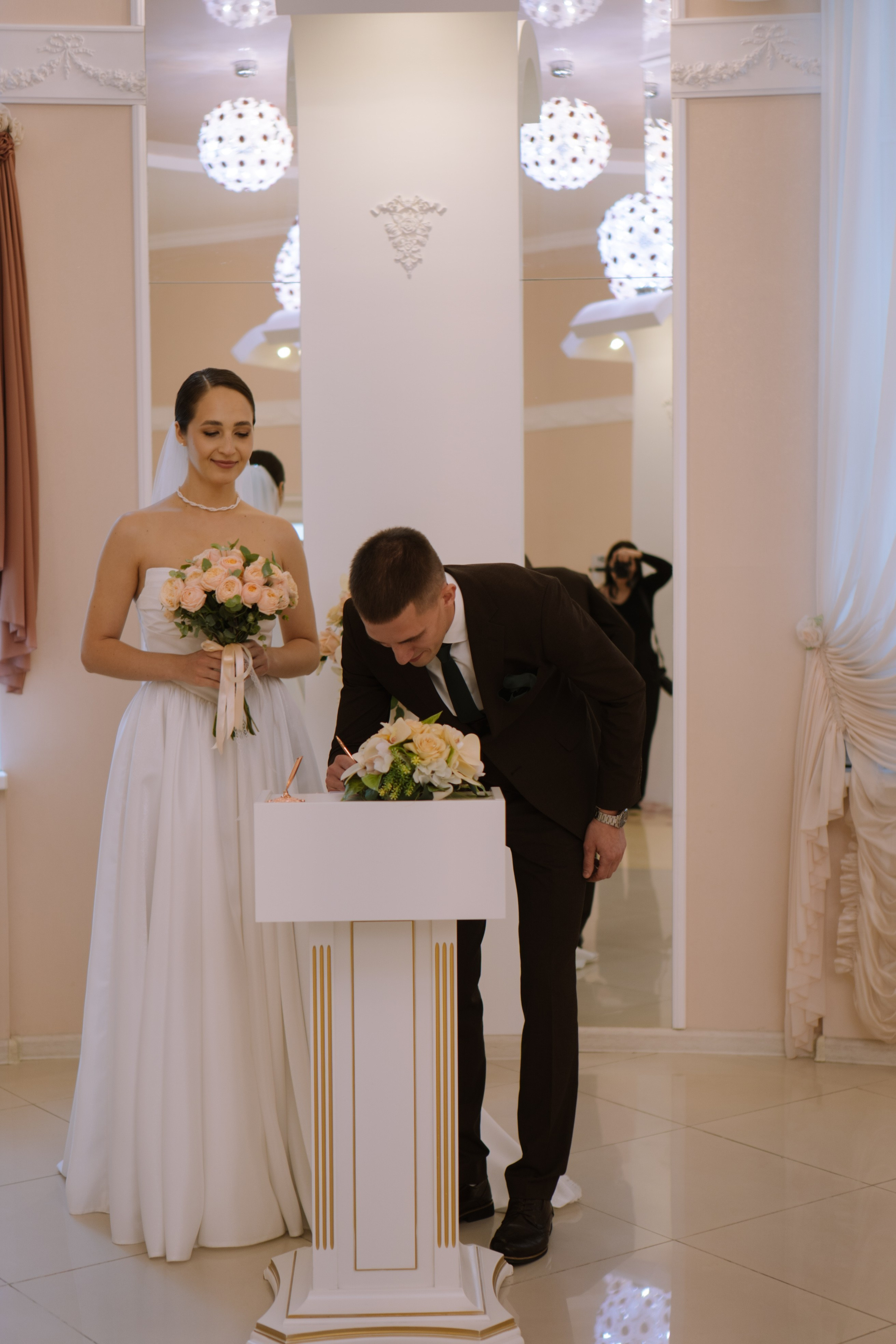 РЕПОРТАЖНАЯ СЬЕМКА В ЗАГСЕ. Профессиональный фотограф, Санкт-Петербург — Виктория Богомолова