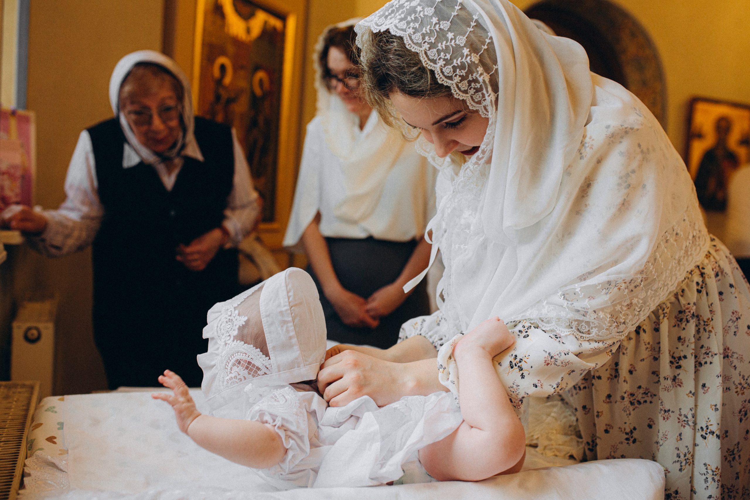 Церковь Рождества Пресвятой Богородицы в Крылатском. Свадебный и семейный фотограф