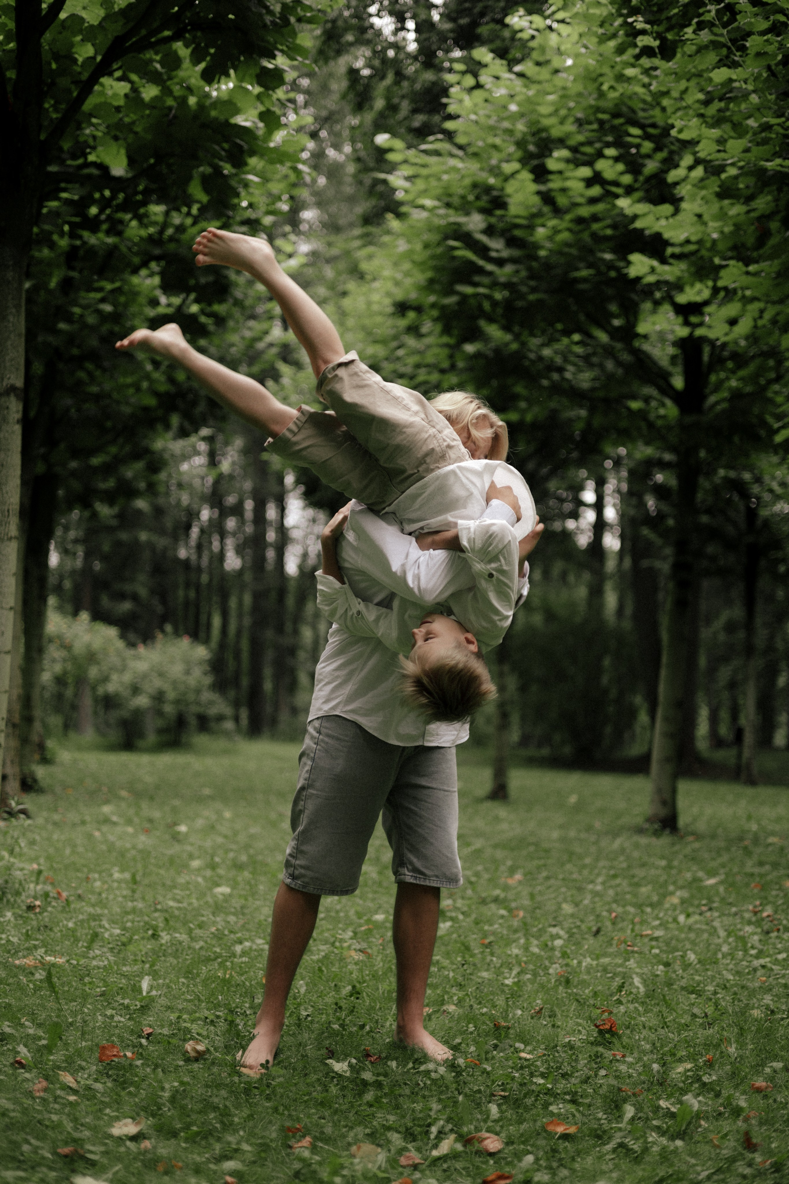 Семейная фотосессия в Оставьевском парке. Свадебный и портретный фотограф в Москве Анастасия Масюк