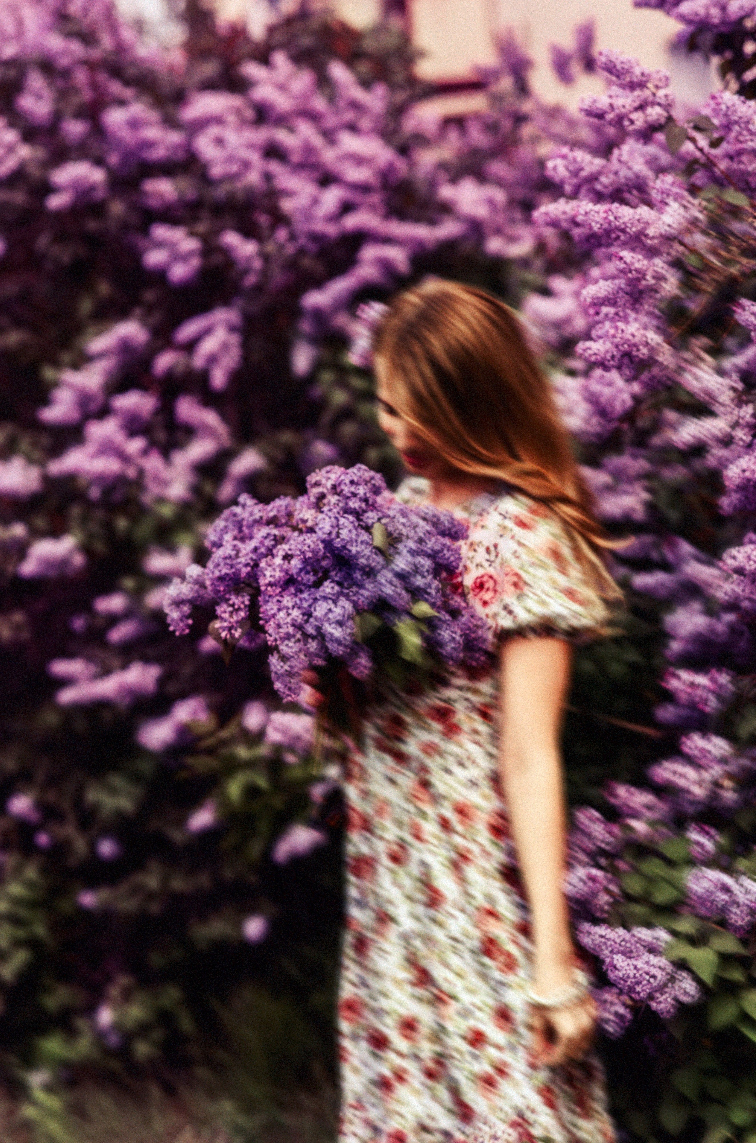 Фотосессия в цветении. Свадебный, семейный, детский, контент фотограф в Омске Максим Ильин