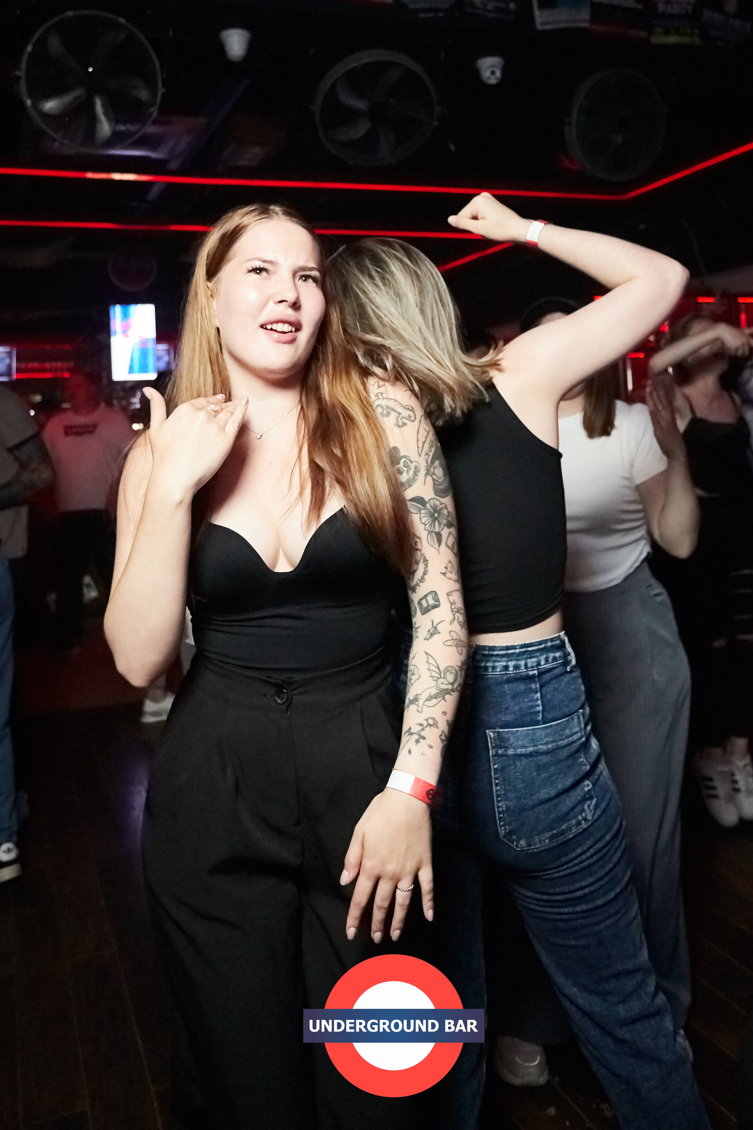 Underground Bar. Репортажный Фотограф