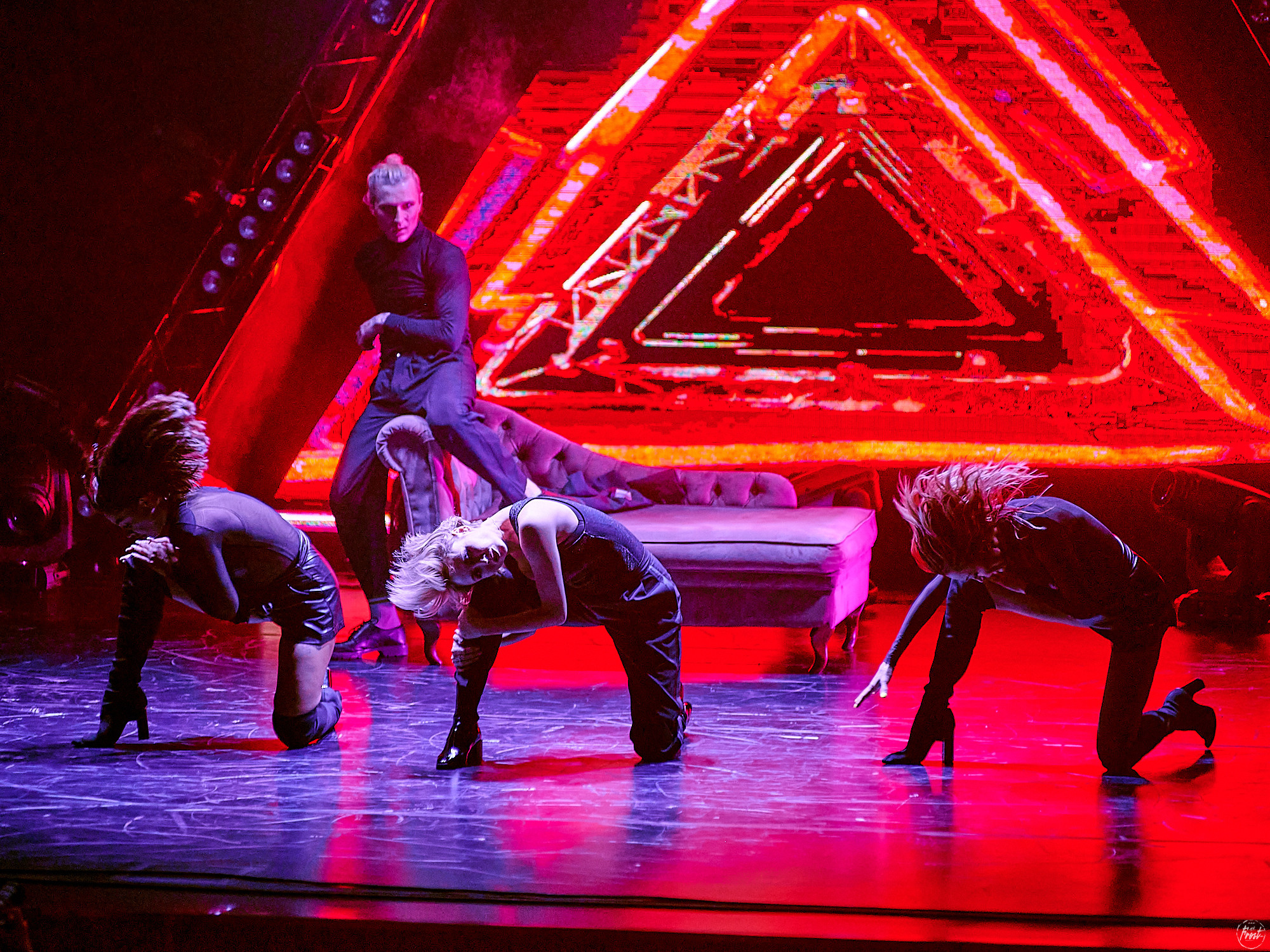 BOLERO Ляйсан Утяшевой. Фотографии отовсюду и обо всем