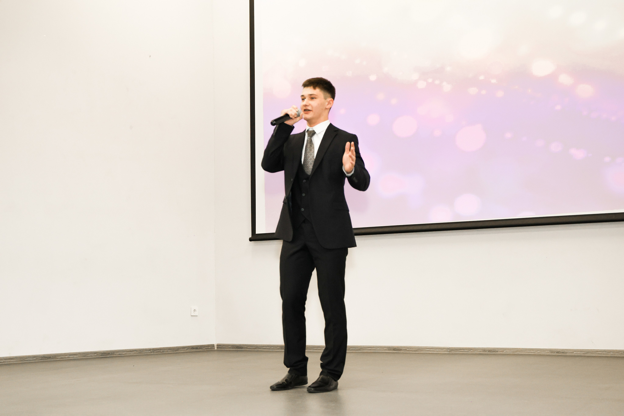 8 марта I школа. The EVL gallery