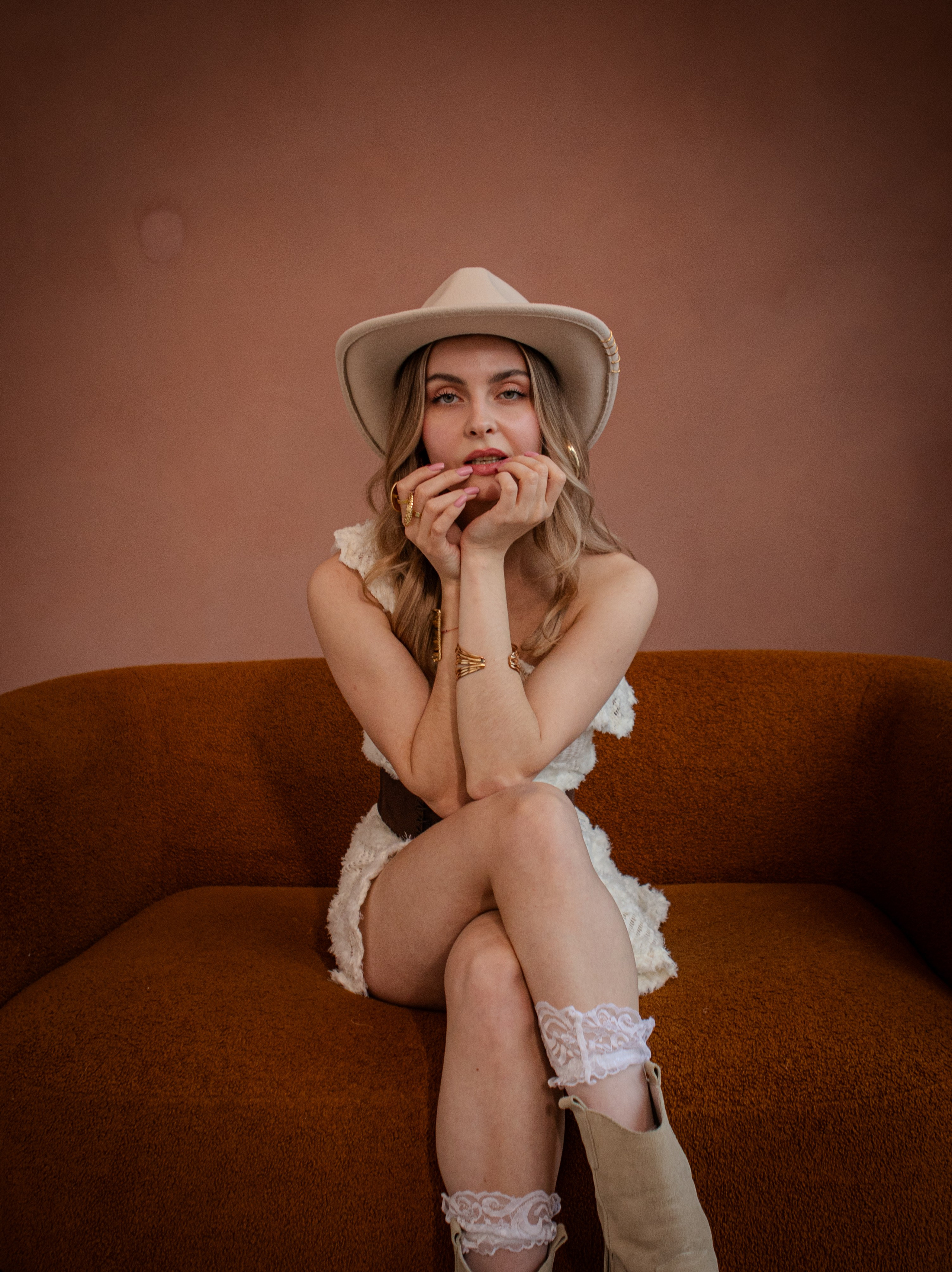 Альбом 2. Фотограф Юлия Тихонова