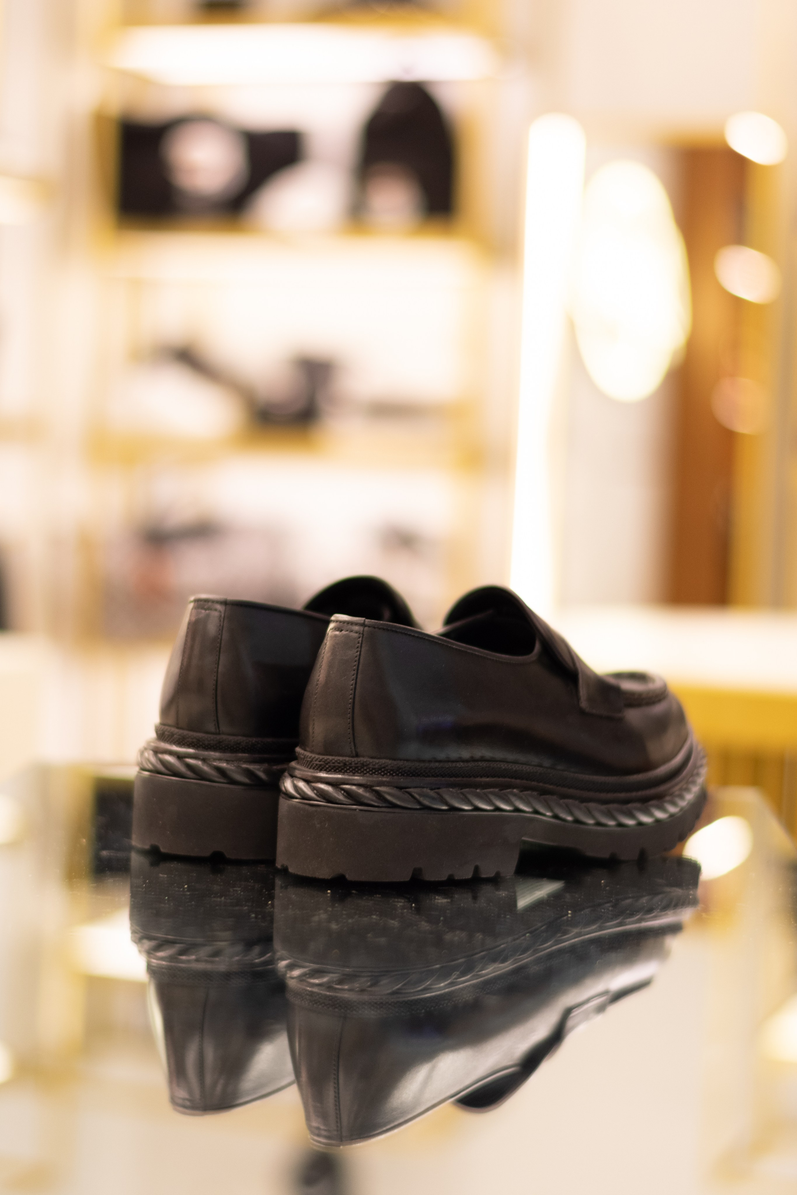 Для организаций. Предметная фотосессия для обувного магазина Capsula. Фотограф/видеограф Богдан Голованов