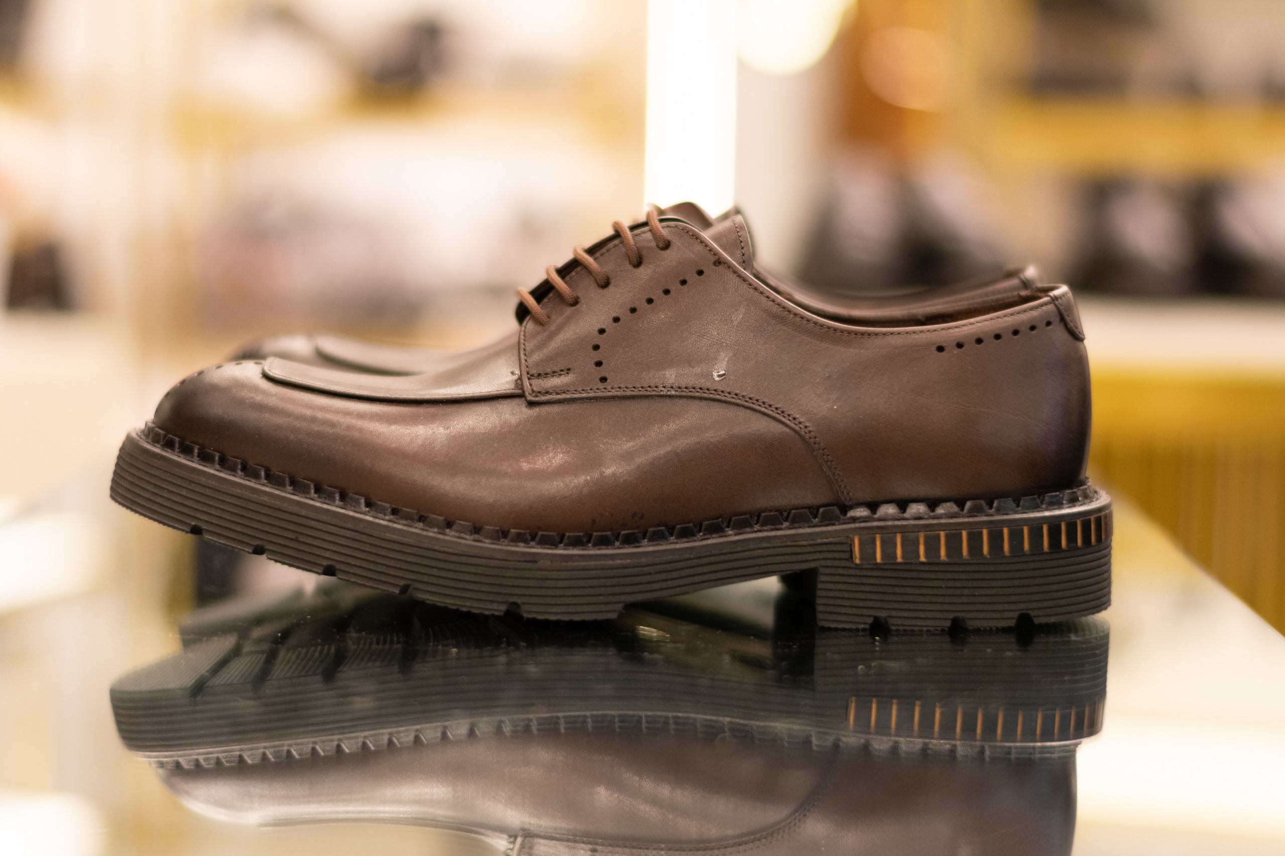 Для организаций. Предметная фотосессия для обувного магазина Capsula. Фотограф/видеограф Богдан Голованов