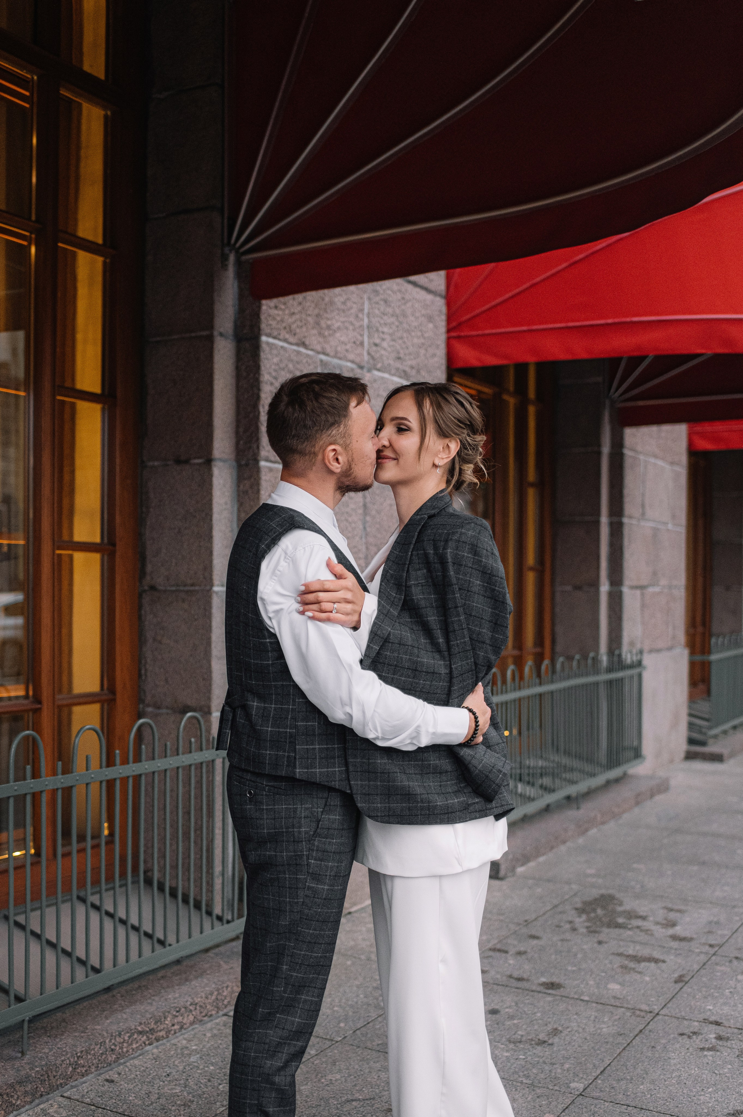 Свадебная прогулка Александра и Анастасии. Семейный и свадебный фотограф в Санкт-Петербурге Юлия Мельникова