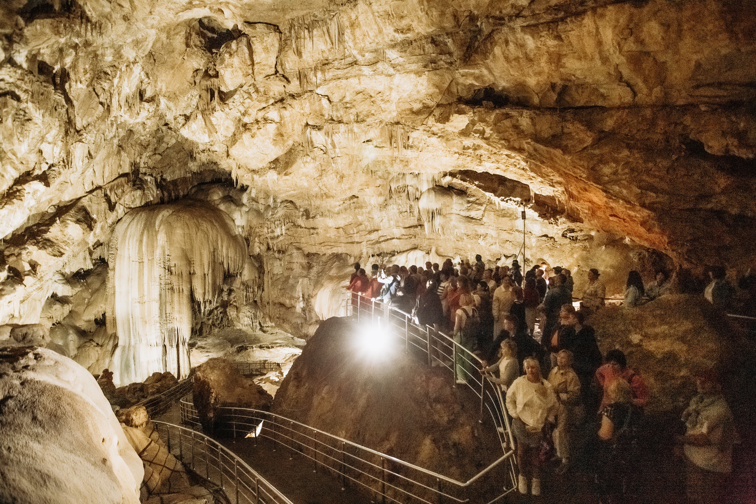 Йога Тур с Элиной Филатовой. Абхазия. Лыхны. Новый Афон. ФОТО ВИДЕО ПРОДАКШН Санкт-Петербург Москва фотограф Мария Хрусталева