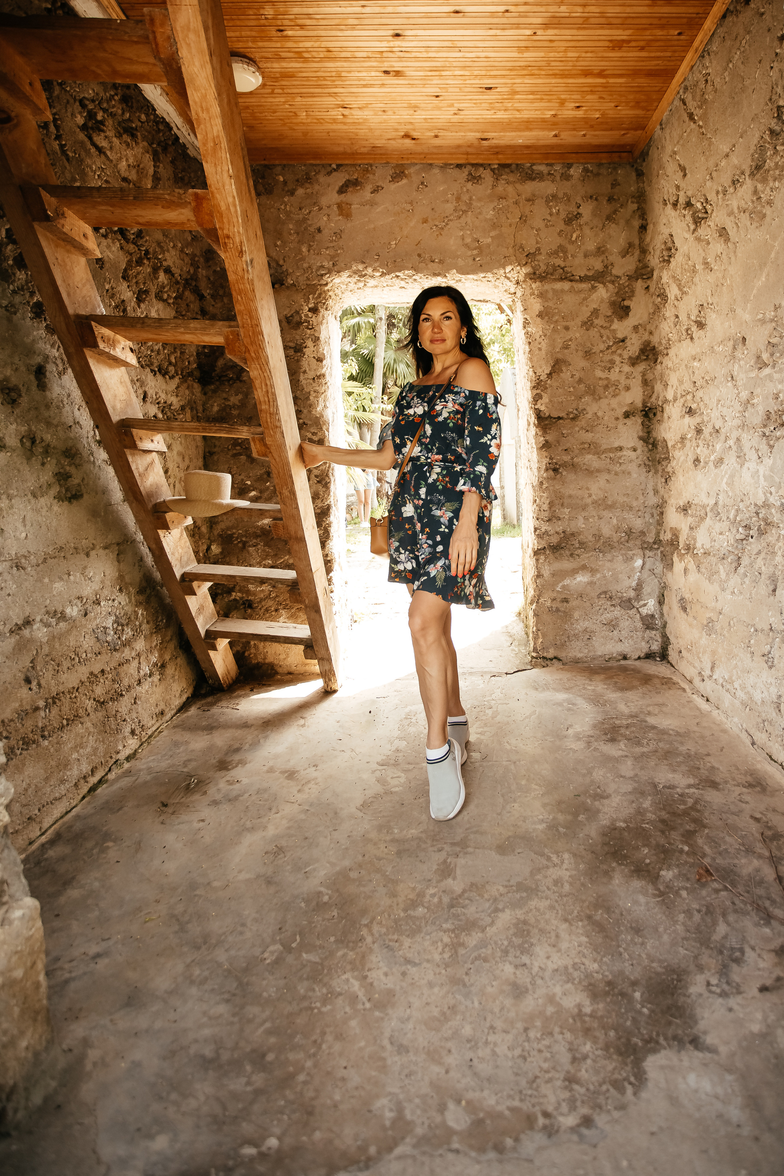 Йога Тур с Элиной Филатовой. Абхазия. Лыхны. Новый Афон. ФОТО ВИДЕО ПРОДАКШН Санкт-Петербург Москва фотограф Мария Хрусталева