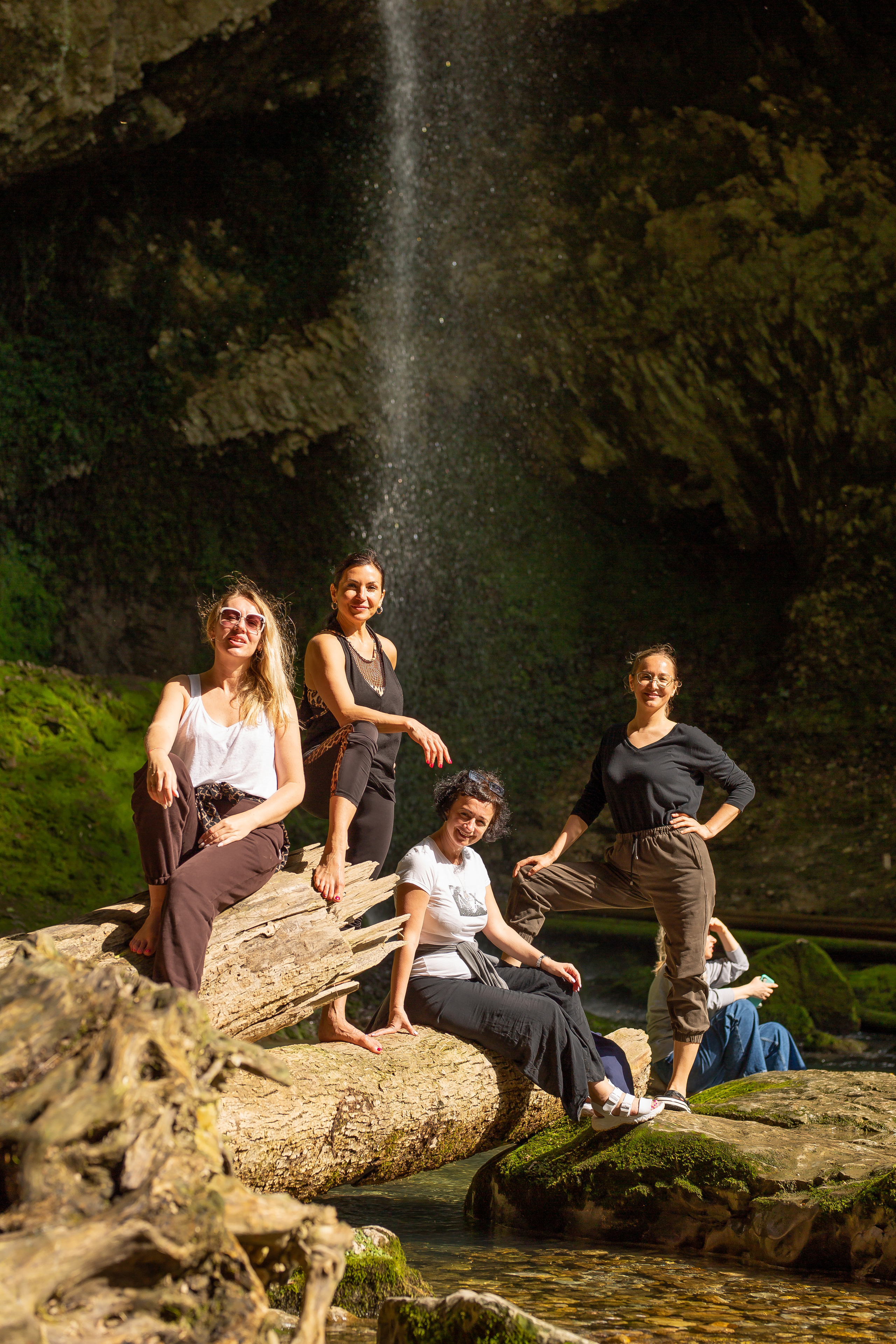 Йога тур «Горы и Море». Водопад и баня. ФОТО ВИДЕО ПРОДАКШН Санкт-Петербург Москва фотограф Мария Хрусталева