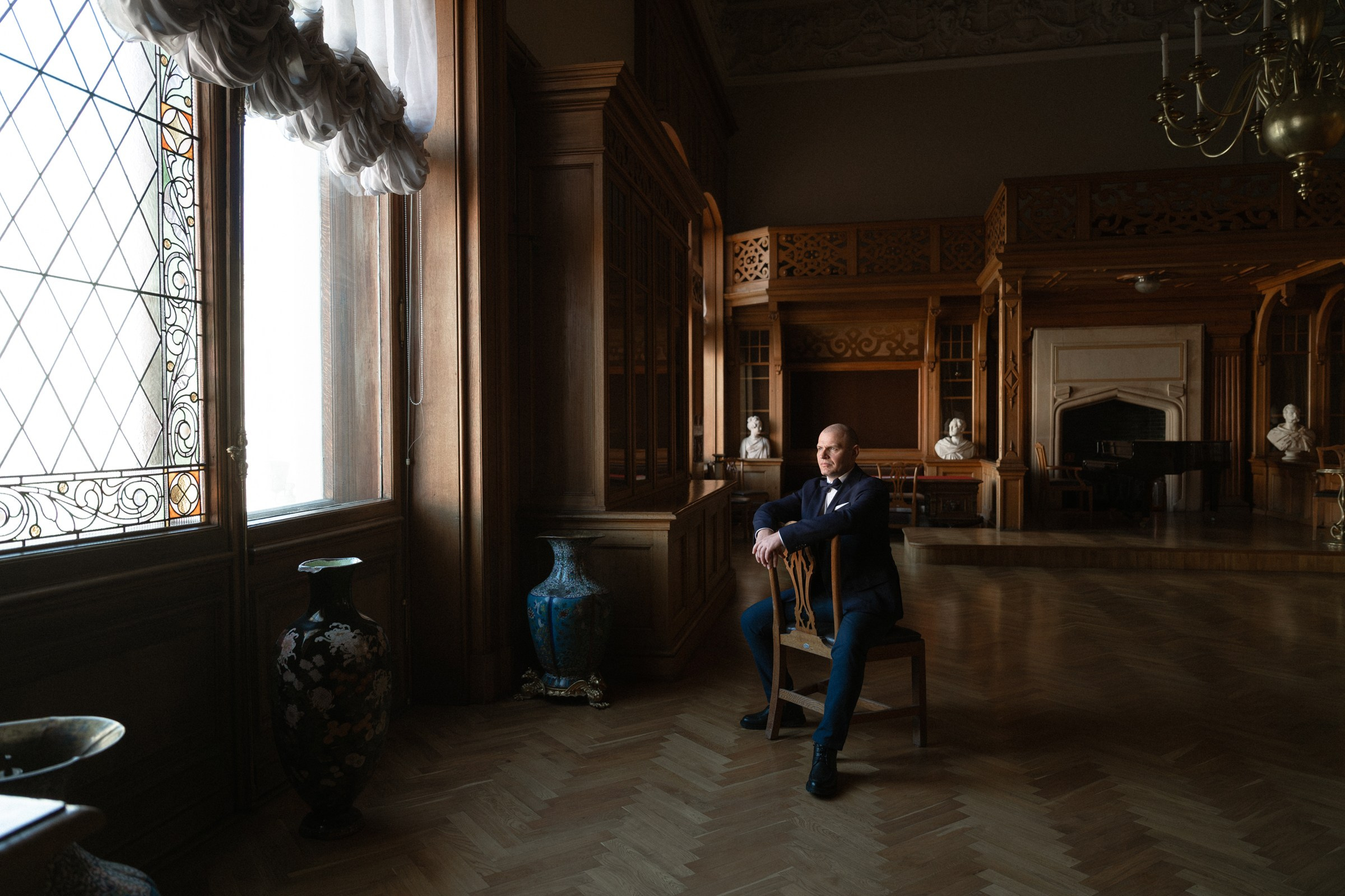 Свадебная фотосессия во&nbsp;Дворце князей Белосельских-Белозерских
