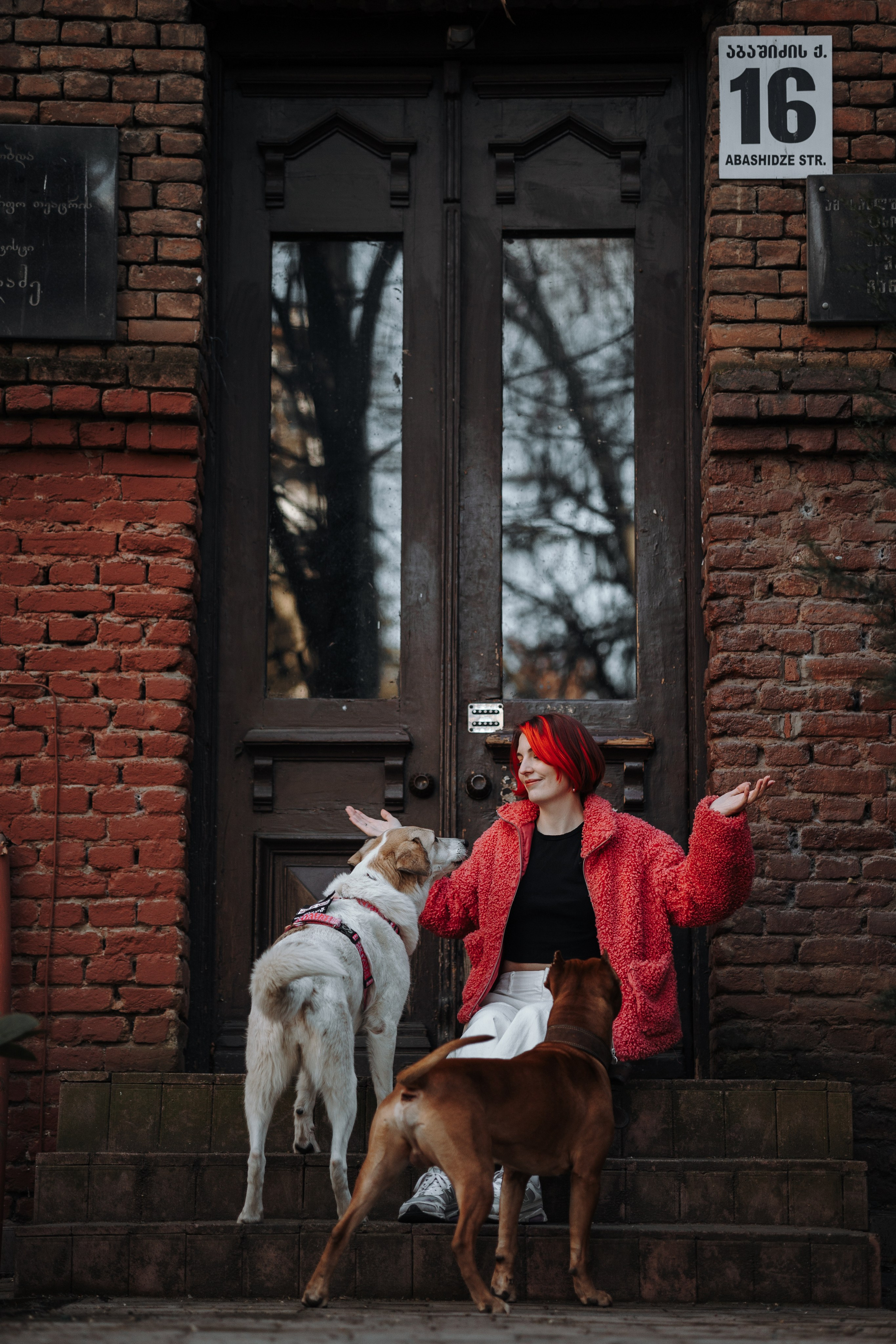 Саша и ее хвосты. Фотограф — Анималист | Санкт-Петербург