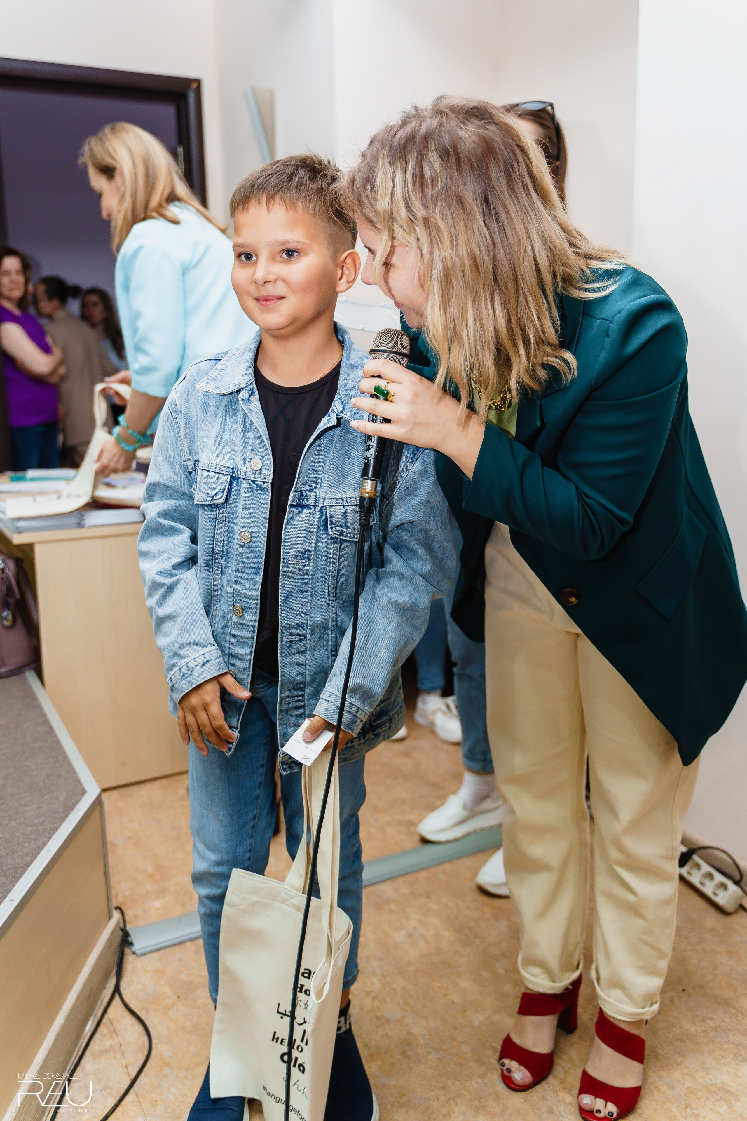 ВЫПУСКНОЙ ШКОЛЫ «Язык Для Успеха» 2023. Mike Dovetail | Портретный и репортажный фотограф