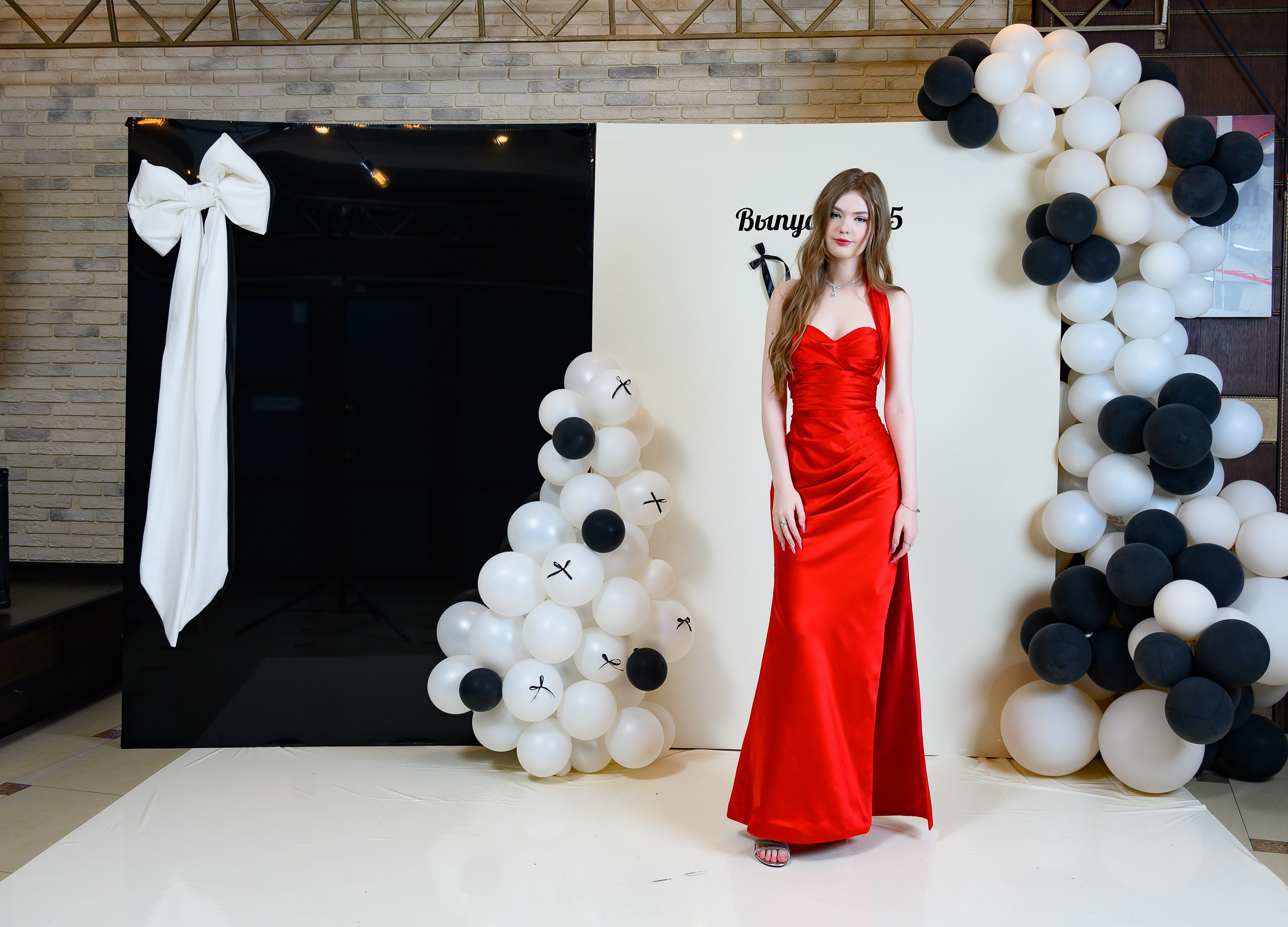 Выпускной 2025 11 кл. Семейный и детский фотограф в Новороссийске Лебедева Елена