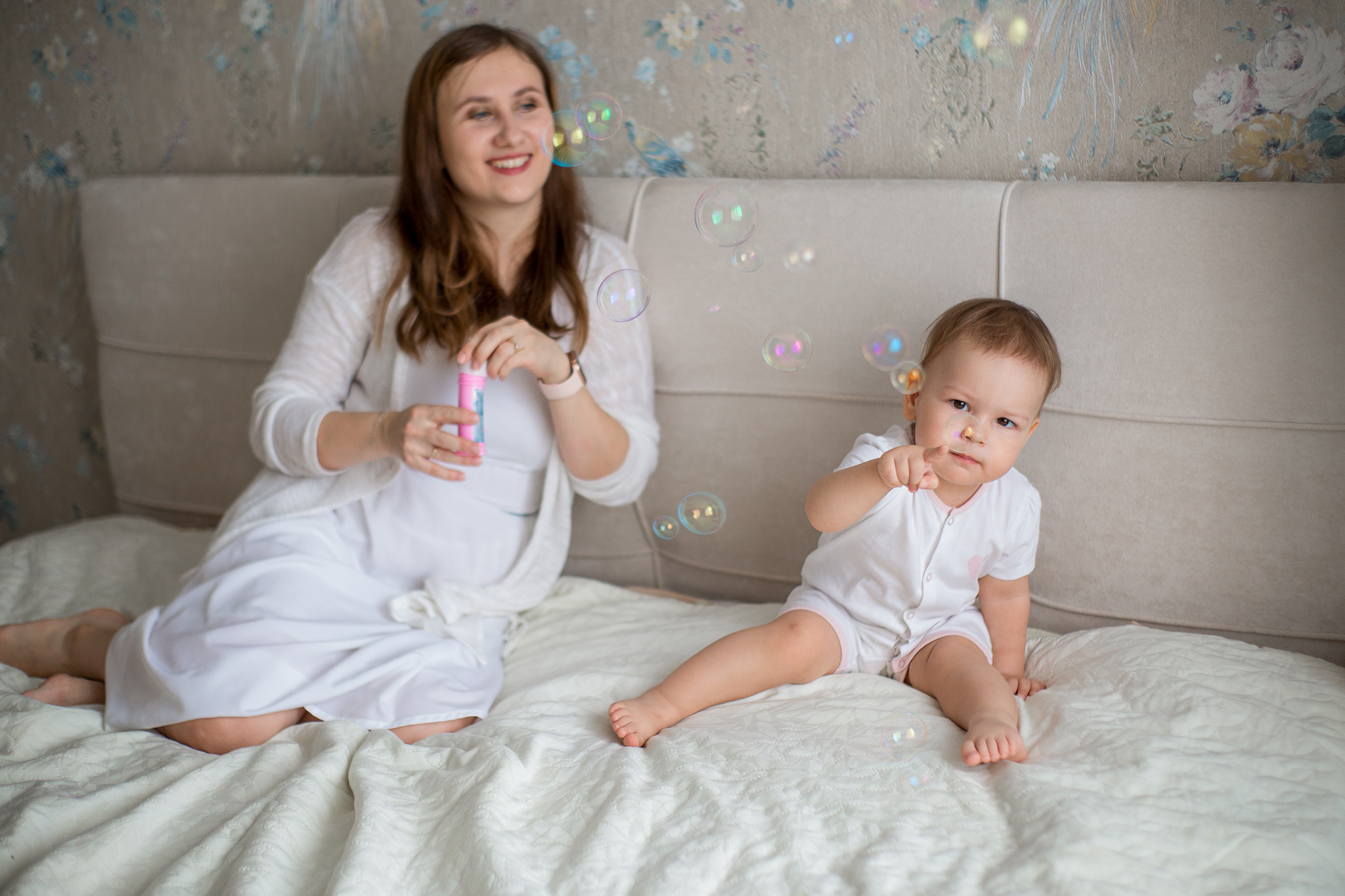 Марина и Эвелина, домашняя фотосессия. Семейный фотограф в Москве Марина Петра