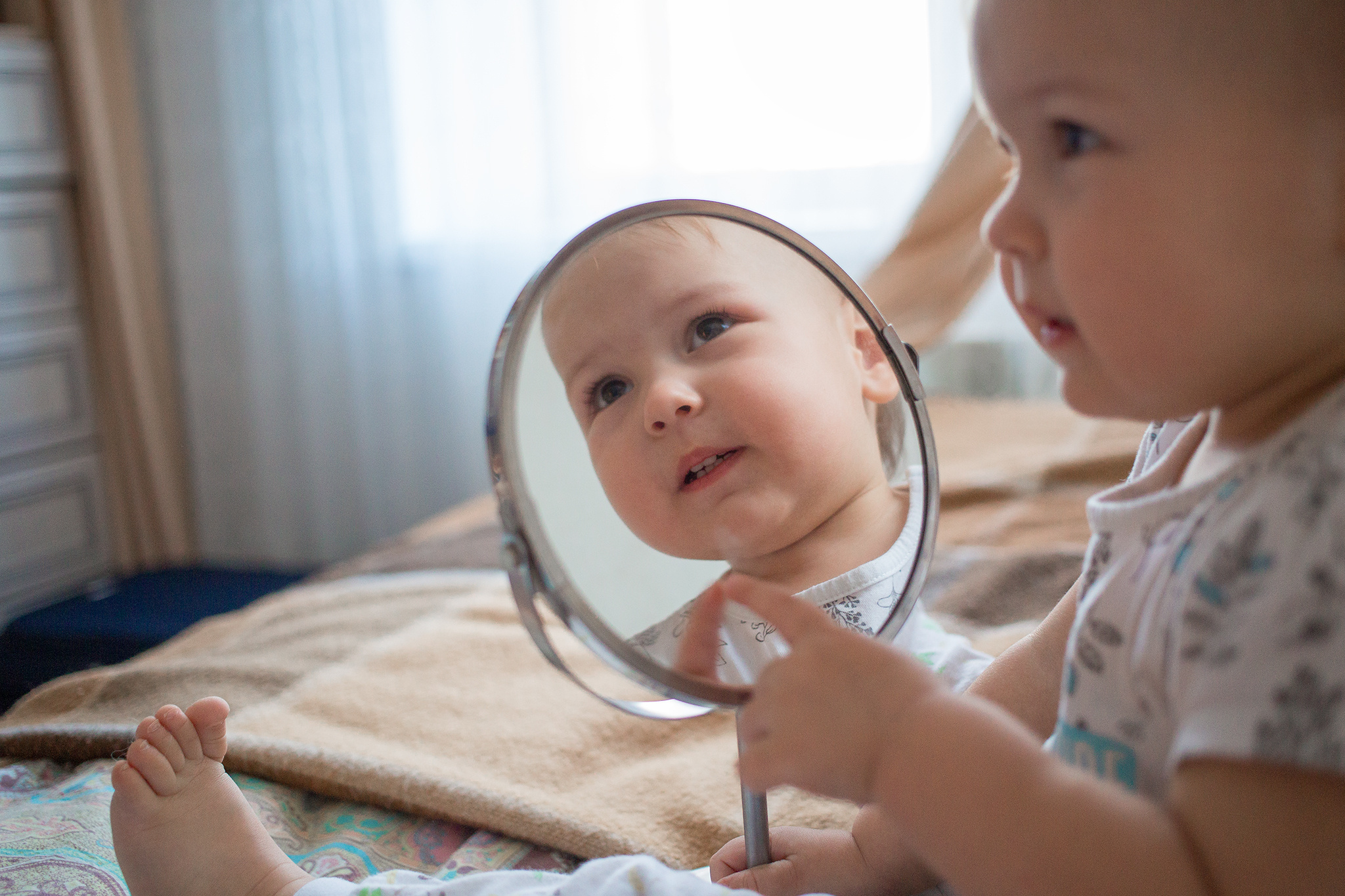 Марина и Эвелина, домашняя фотосессия. Семейный фотограф в Москве Марина Петра