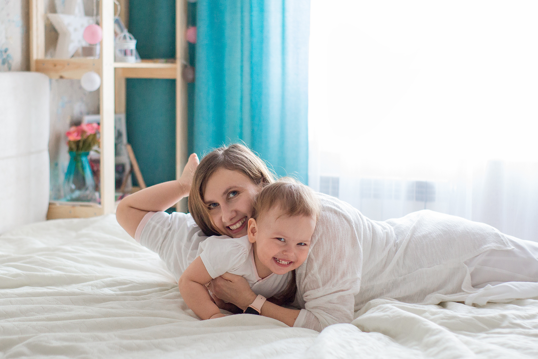 Марина и Эвелина, домашняя фотосессия. Семейный фотограф в Москве Марина Петра
