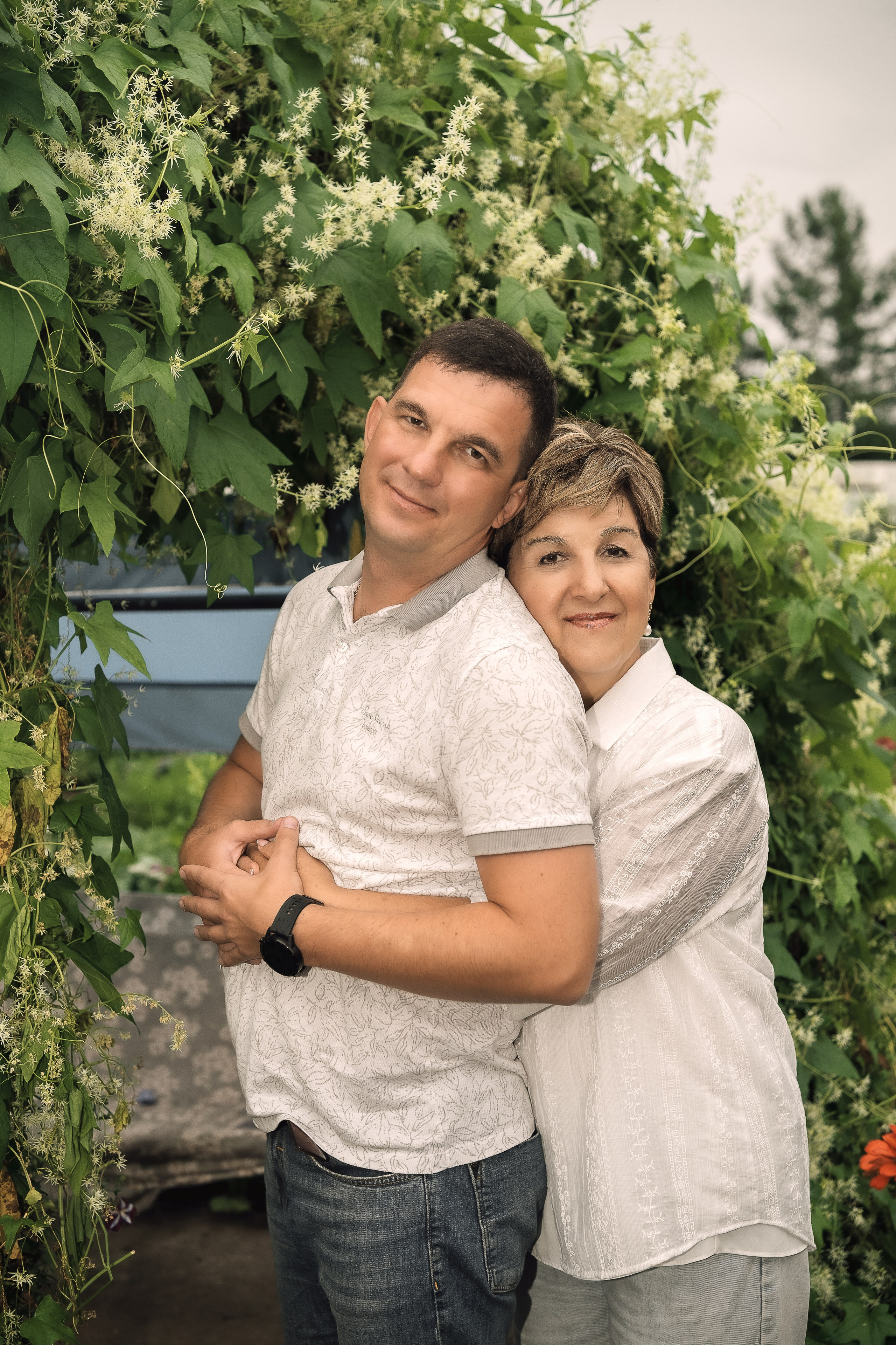 Семейная фотосессия на даче Чита. Портретный фотограф в Чите Анна Камратова. Помогу Вам создать историю, в которой Вы — главный герой!