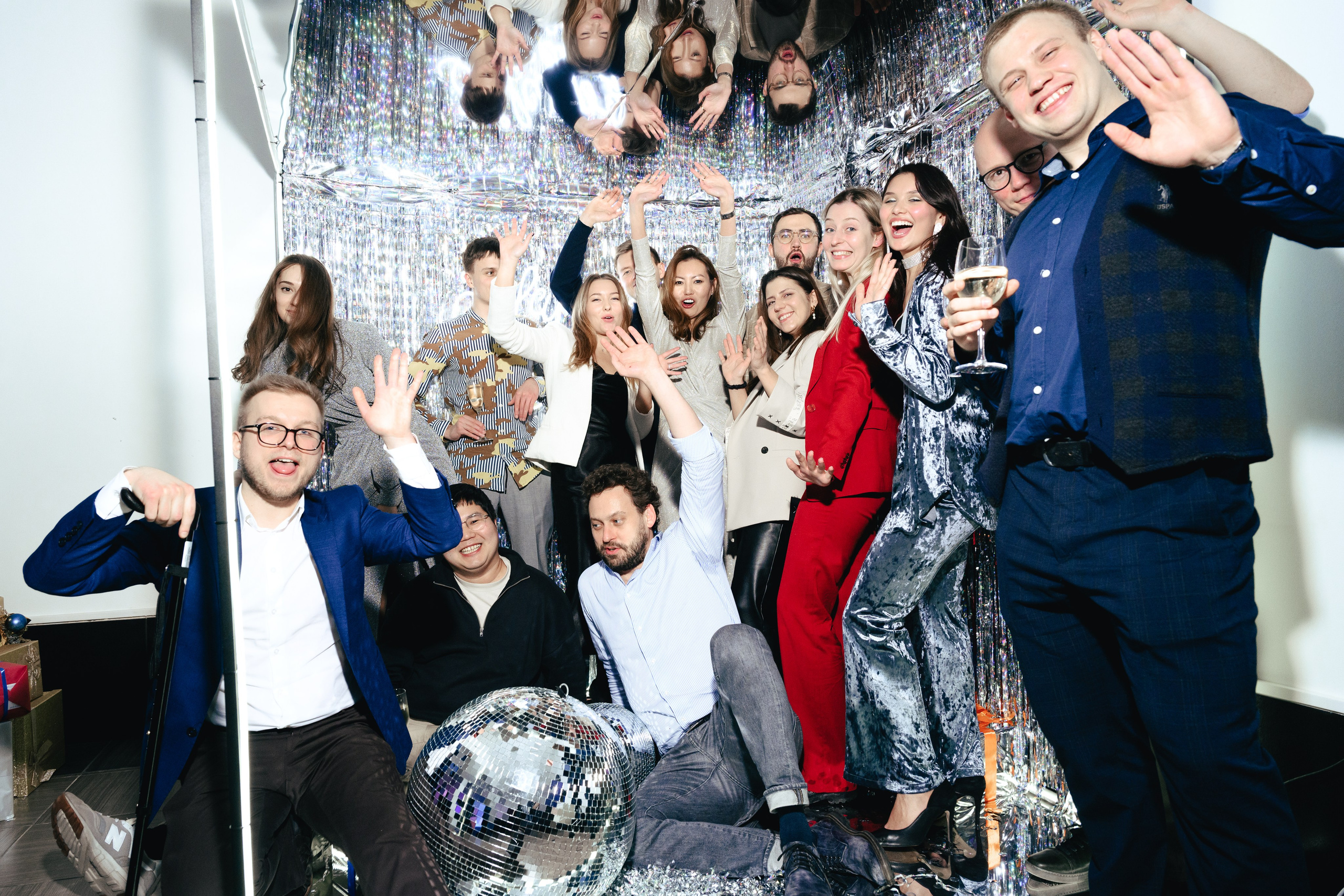 Организация новогоднего корпоратива в офисе. ToDay-организация частных и деловых мероприятий под ключ