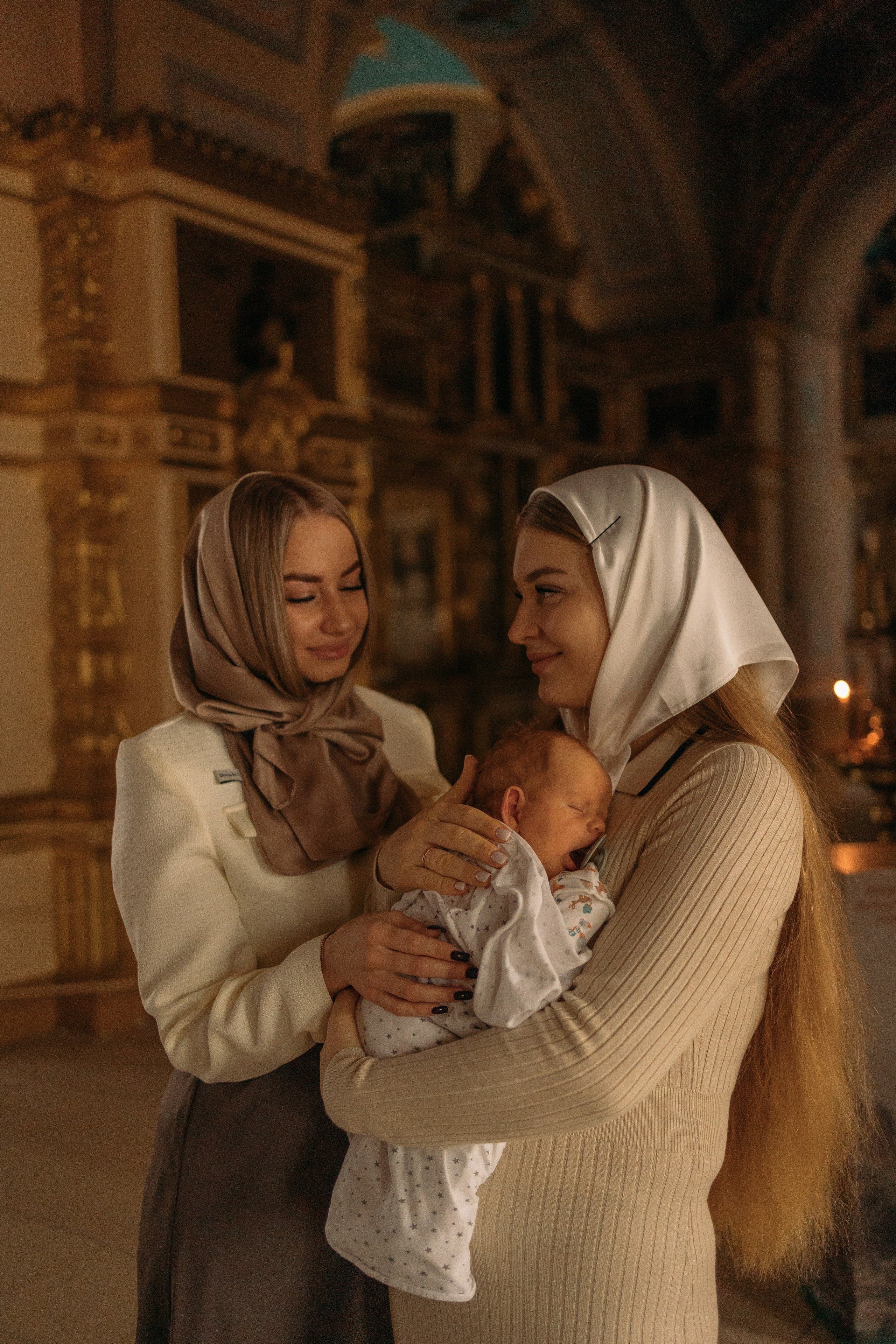 Крещение малыша. Семейный фотограф Александра Тарасова