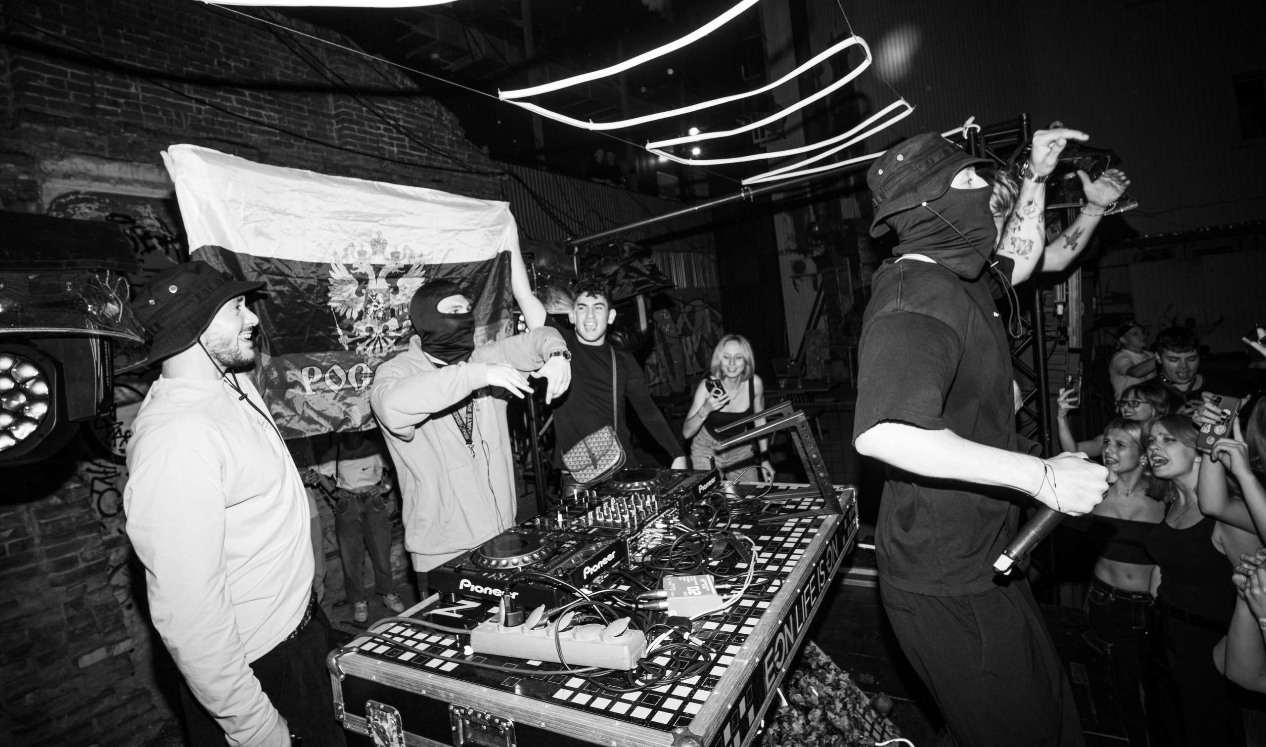 Daryana + Afterparty / @Барный Союз Open Air / Краснодар. Концертный фотограф в Краснодаре