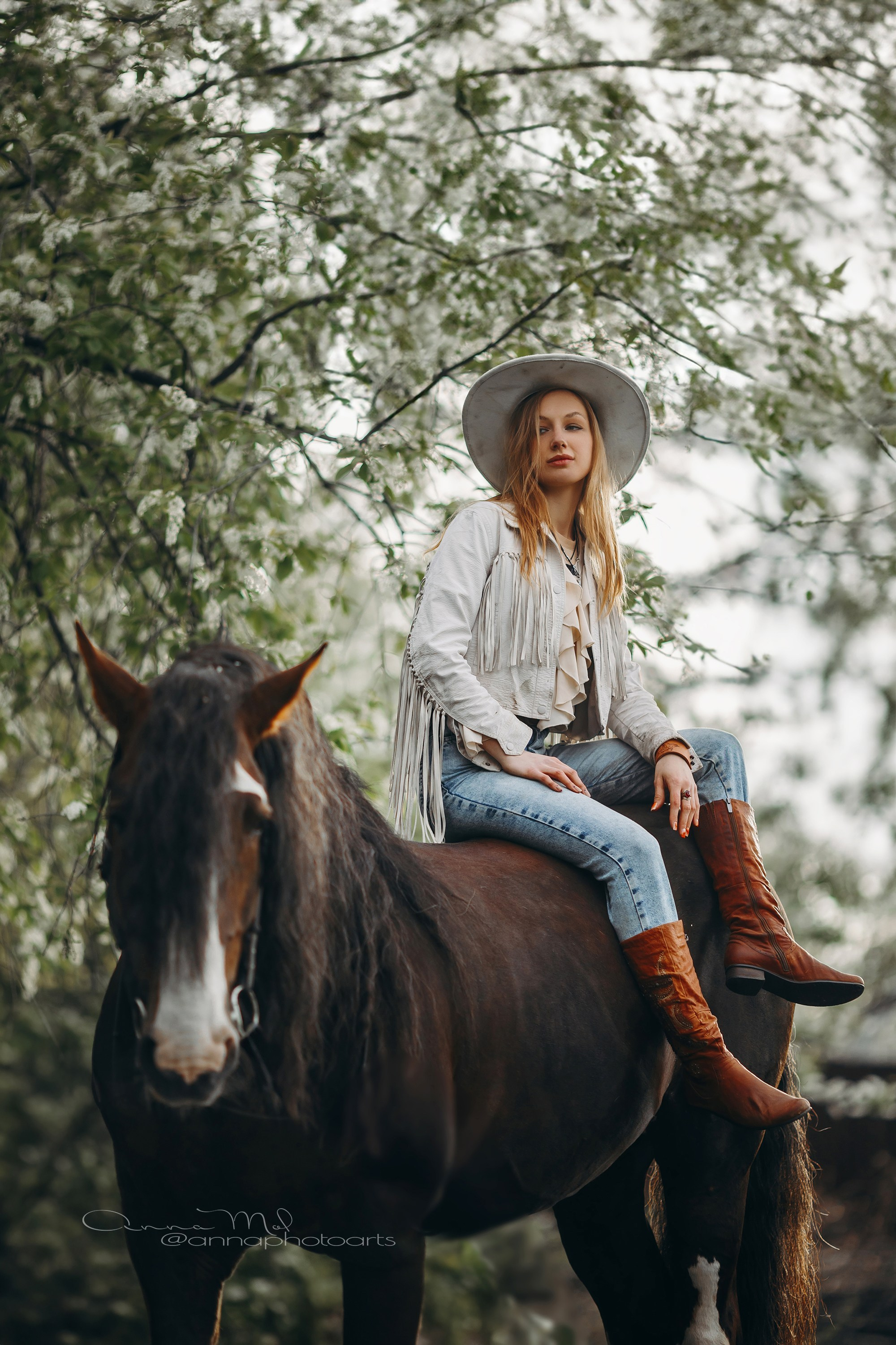 Весенние цветения. Анна Молчанова конный фотограф в Тюмени | фотосессии с лошадьми Тюмень