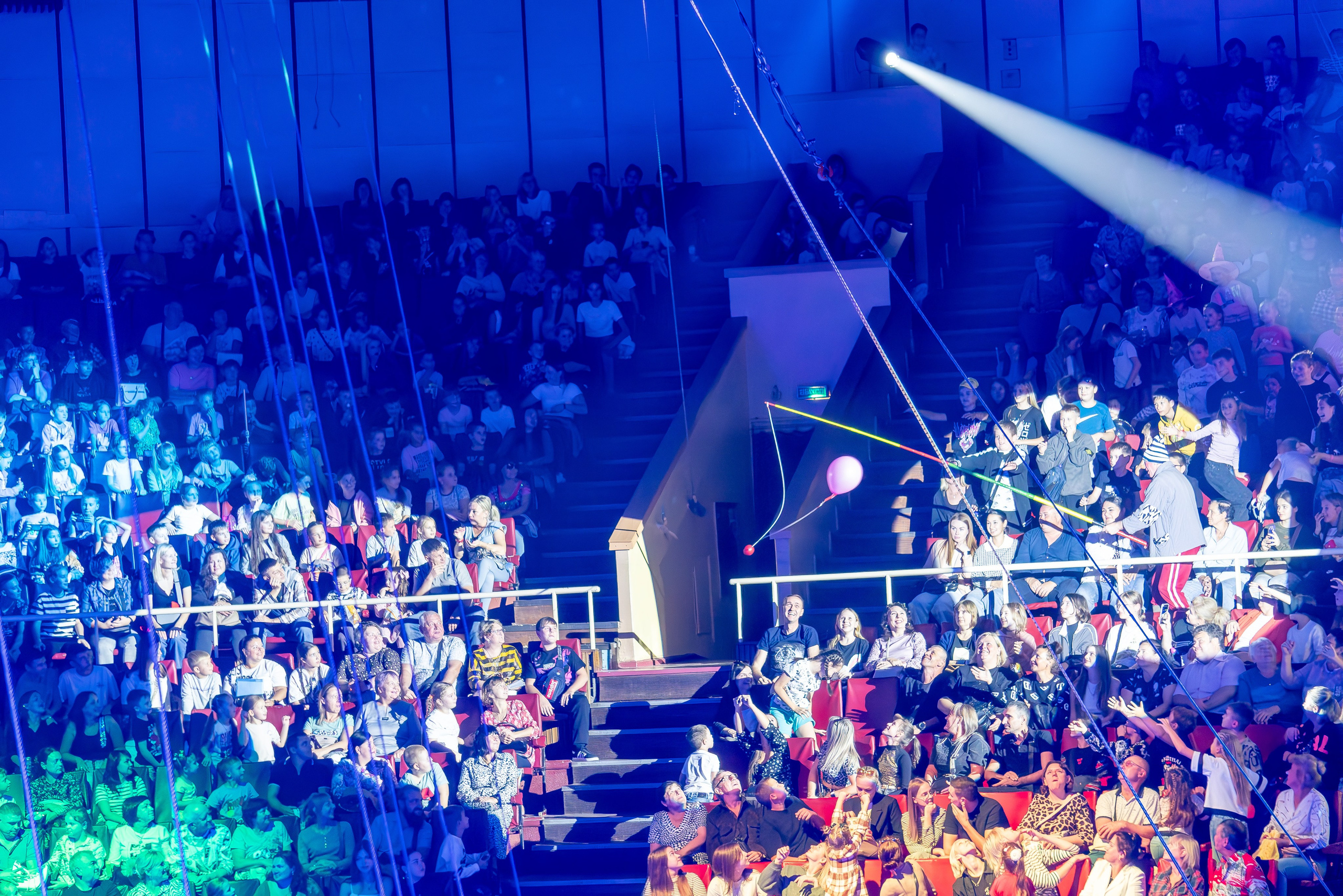 Цирк на льду «Айсберг» в Луганске. Фотограф в РФ и ЛНР Юлия Федосеева