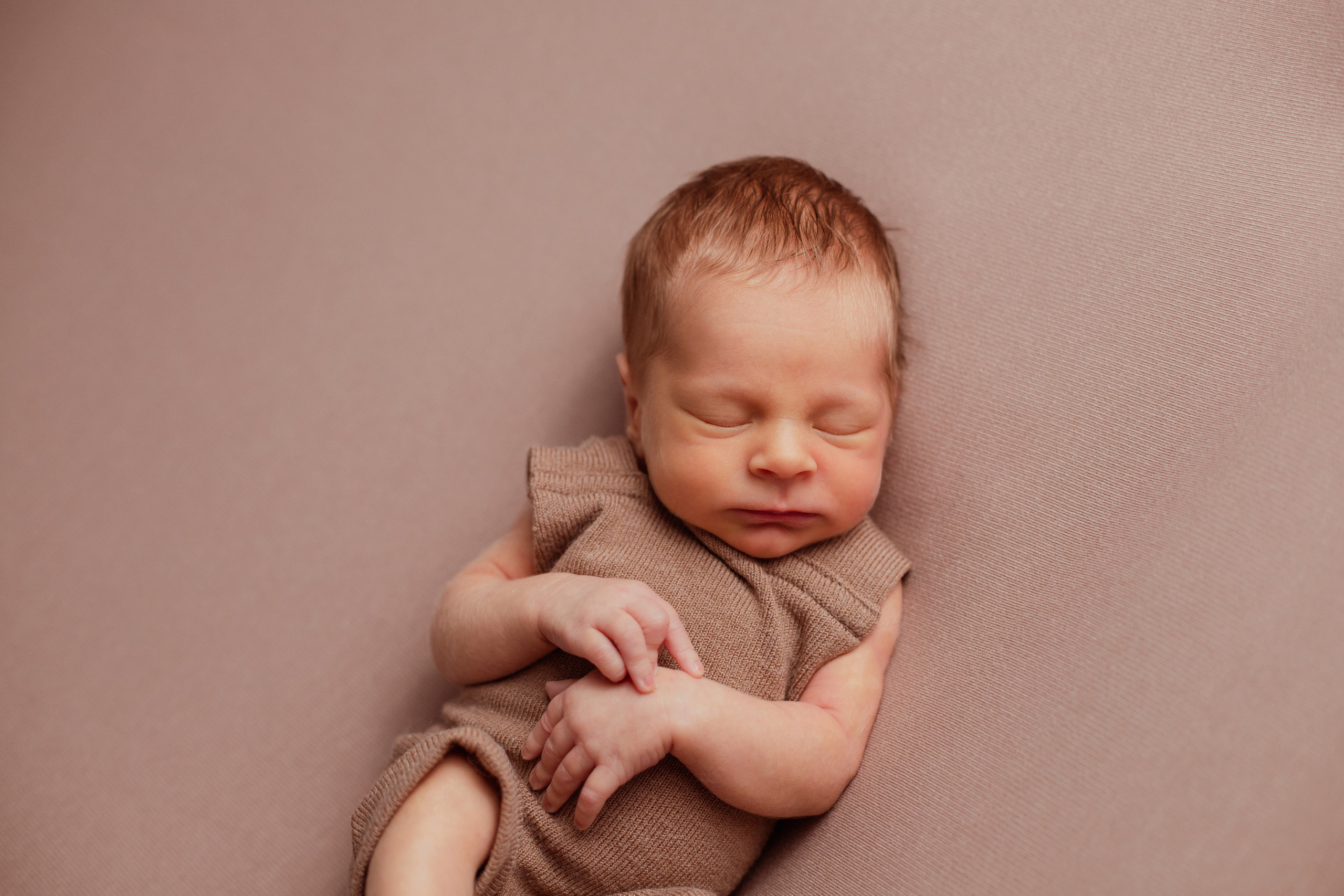 Малыш Илюша (13 дней). Фотограф в Северском районе| г. Краснодар Алена Заливчая