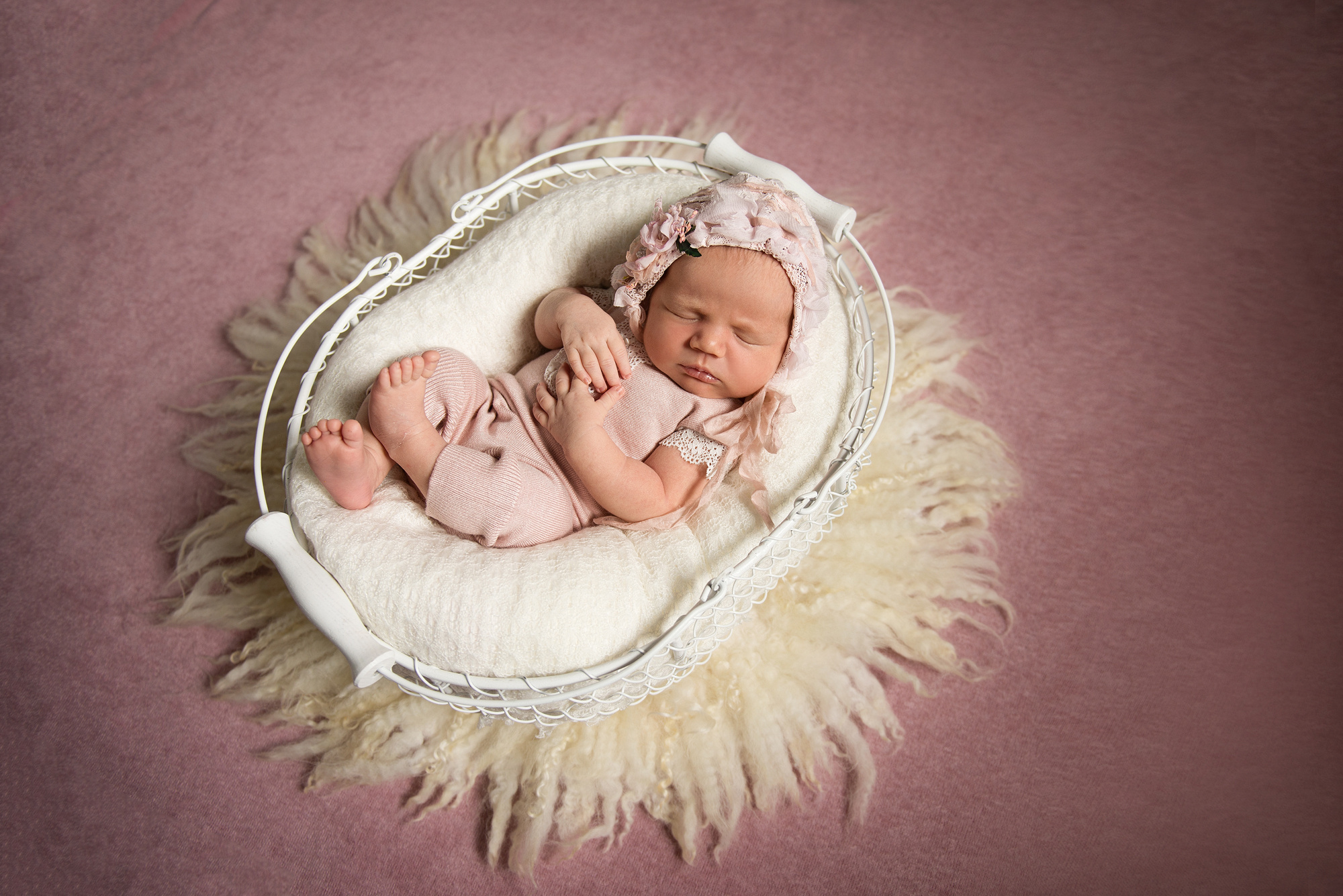 Фотосессия новорожденного. Фотограф новорожденных в Симферополе Елена Позднякова