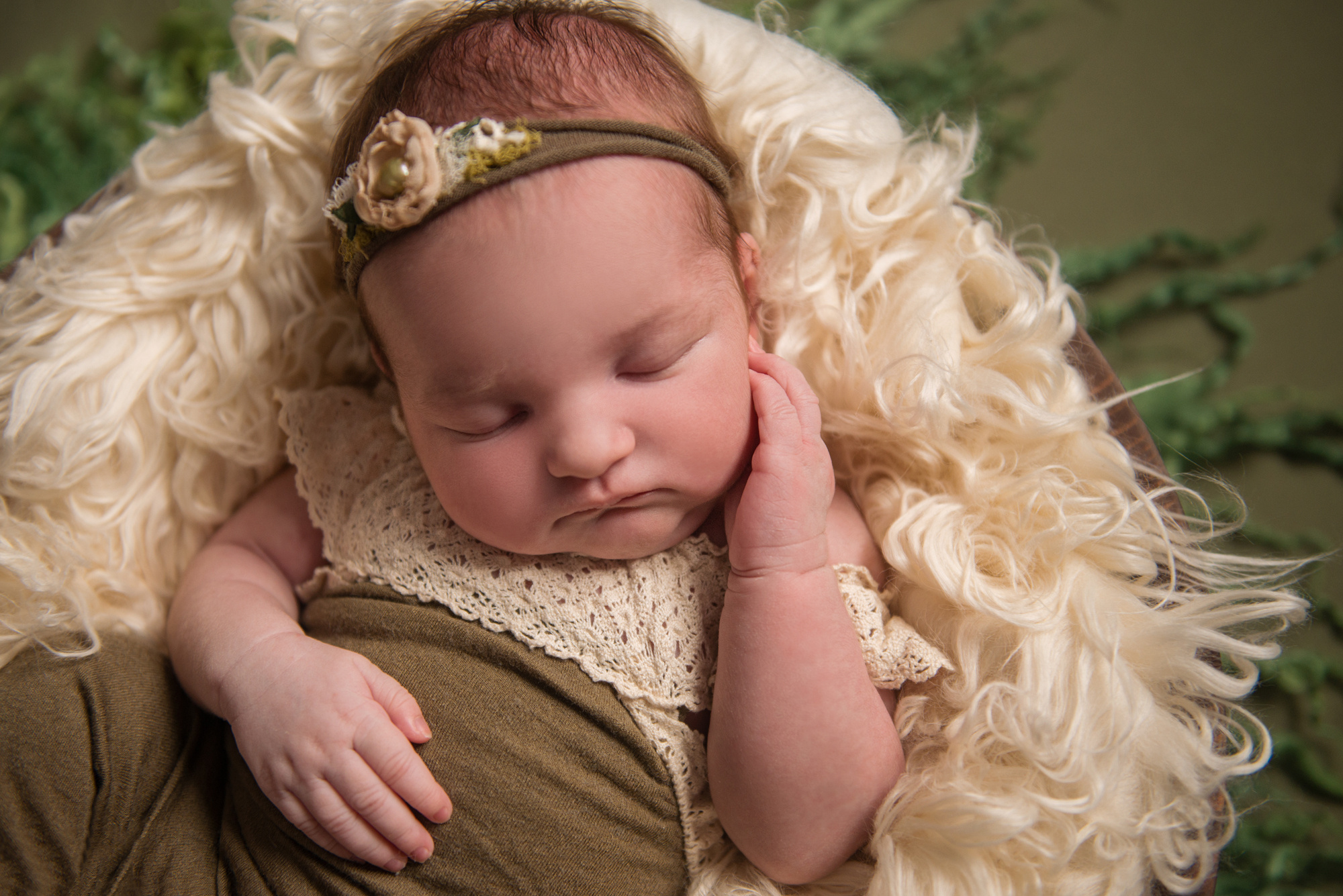 Фотосессия новорожденного. Фотограф новорожденных в Симферополе Елена Позднякова