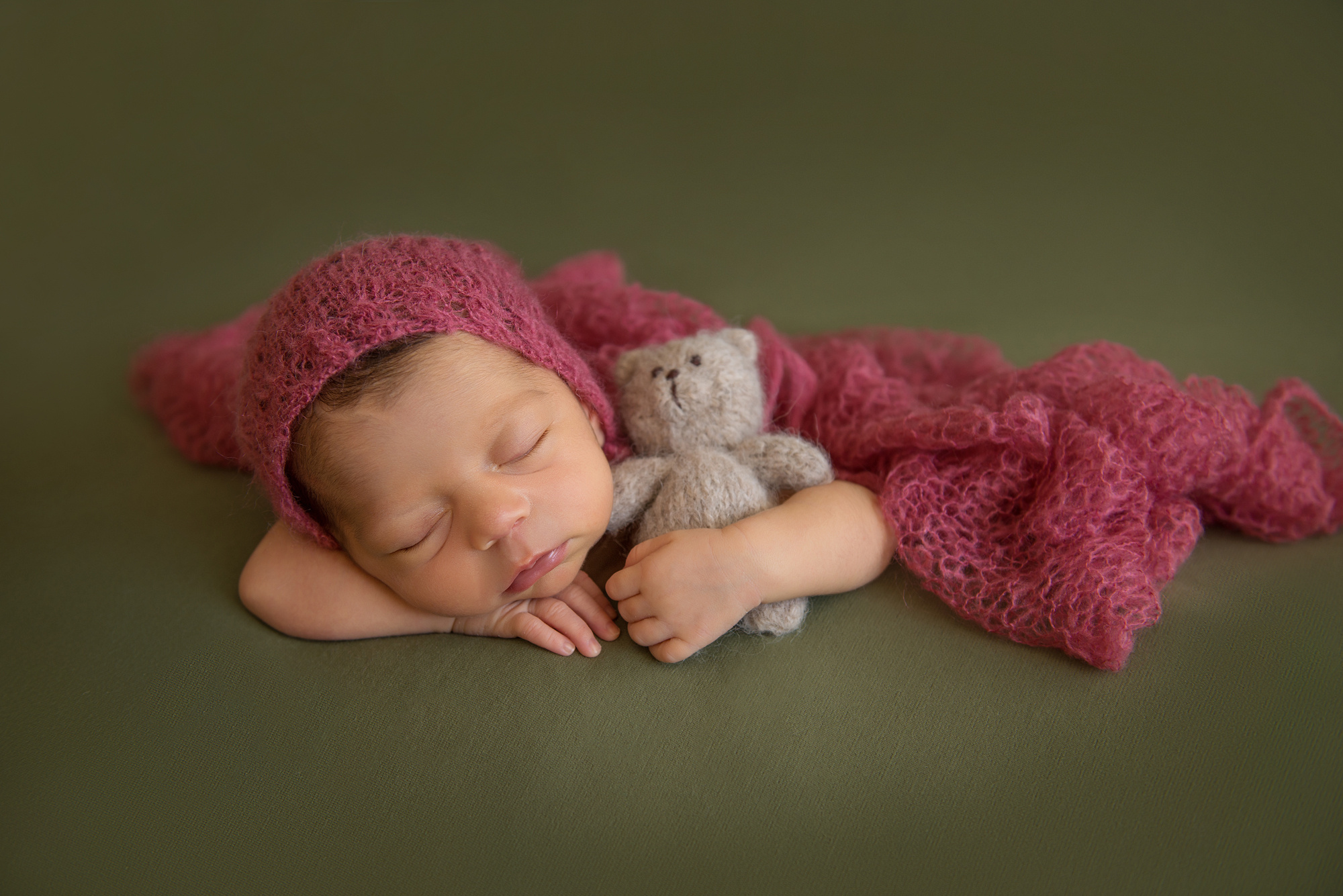 Фотосессия новорожденного. Фотограф новорожденных в Симферополе Елена Позднякова